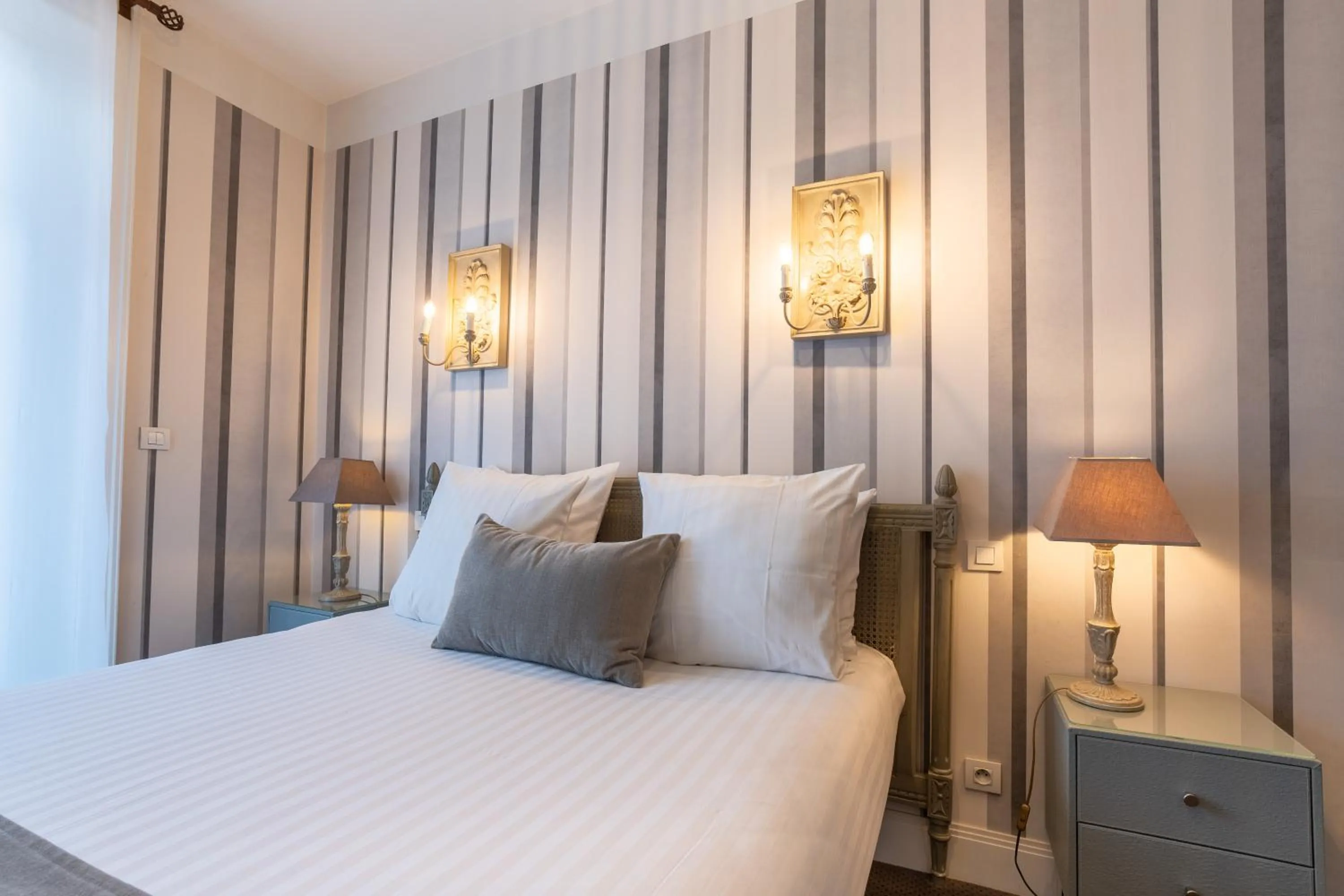 Bedroom, Bed in Best Western Hôtel Brittany La Baule Centre & Plages