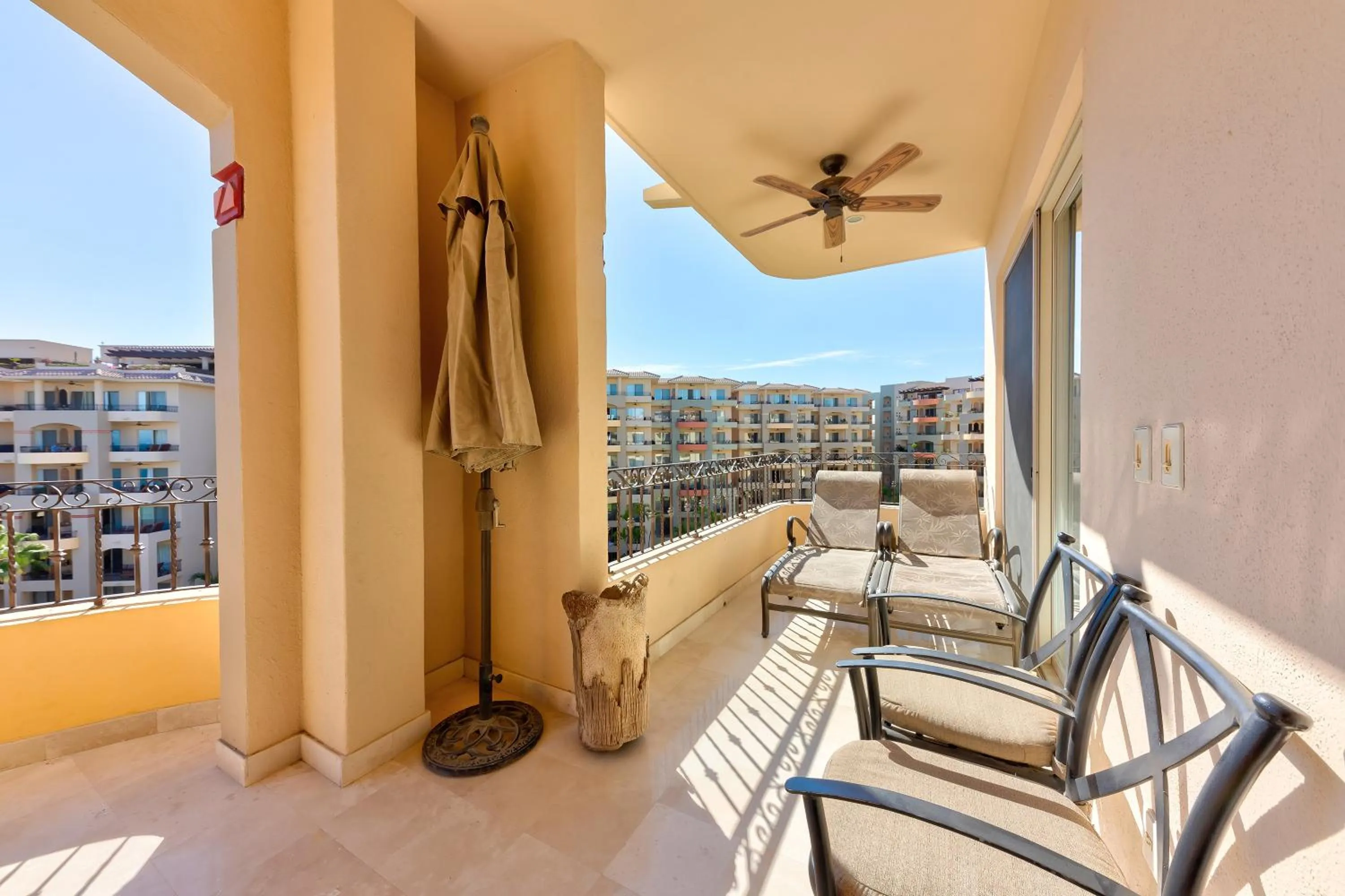 Balcony/Terrace in Cabo La Estancia