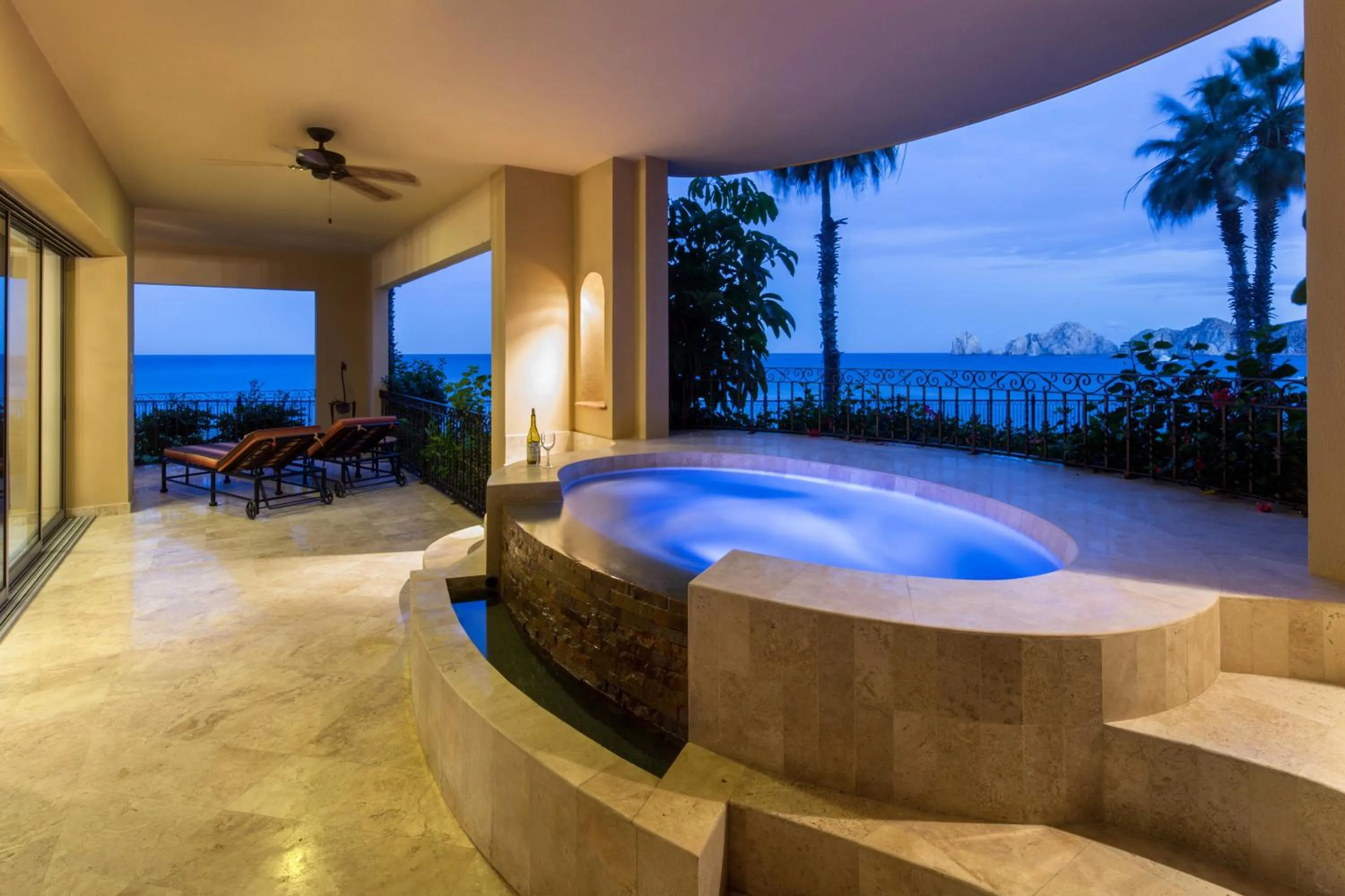 Hot Tub in Cabo La Estancia