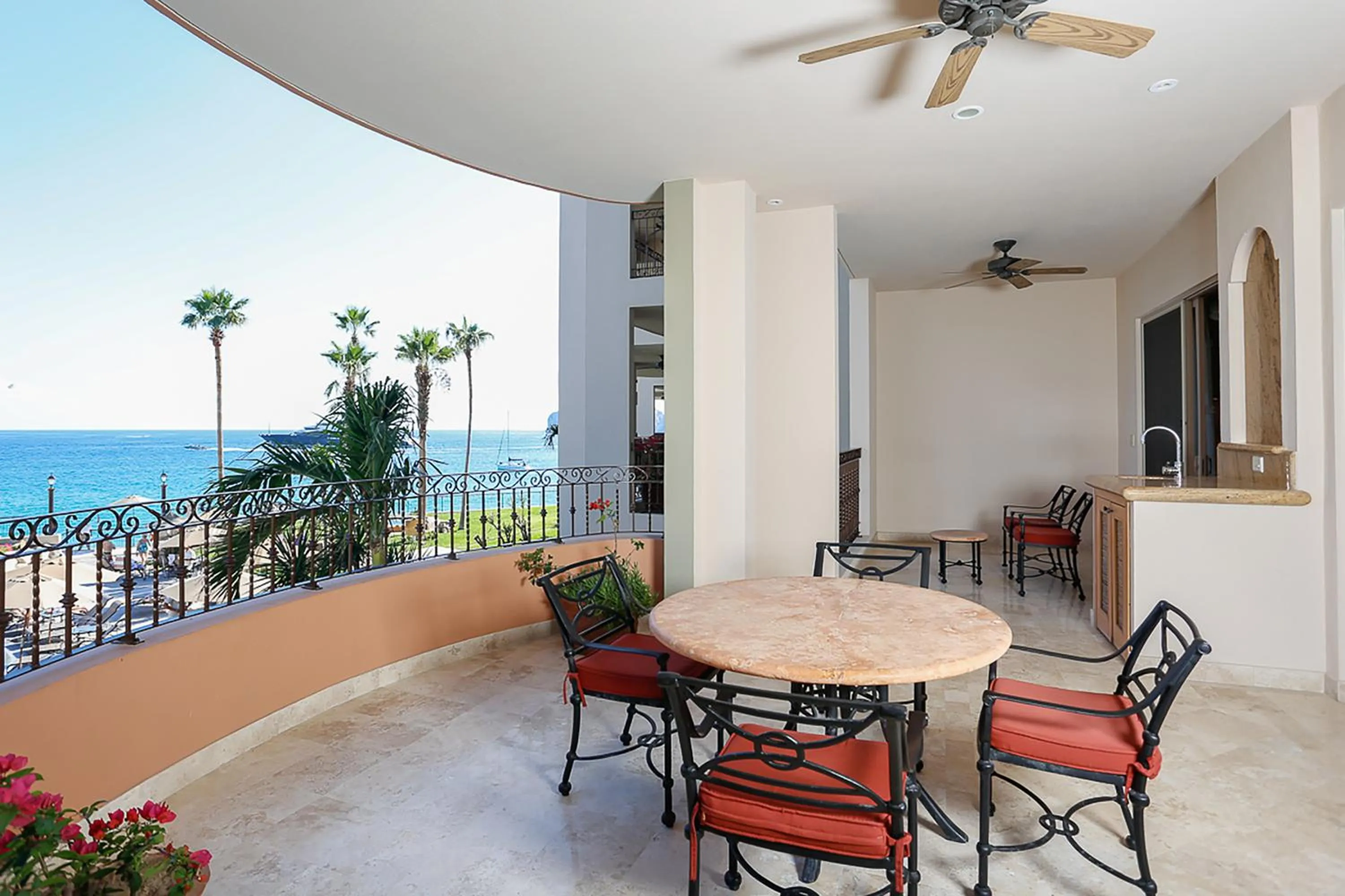 Patio in Cabo La Estancia