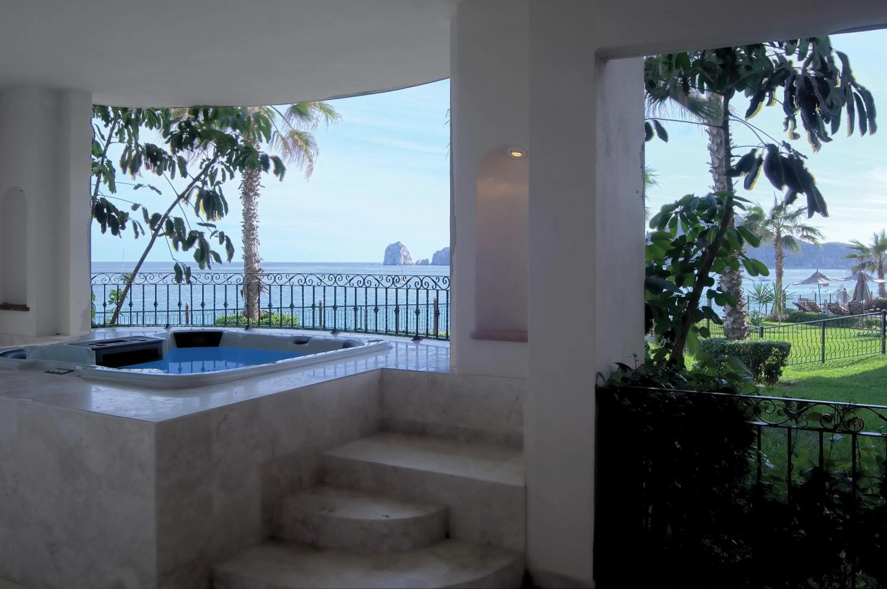 Hot Tub in Cabo La Estancia