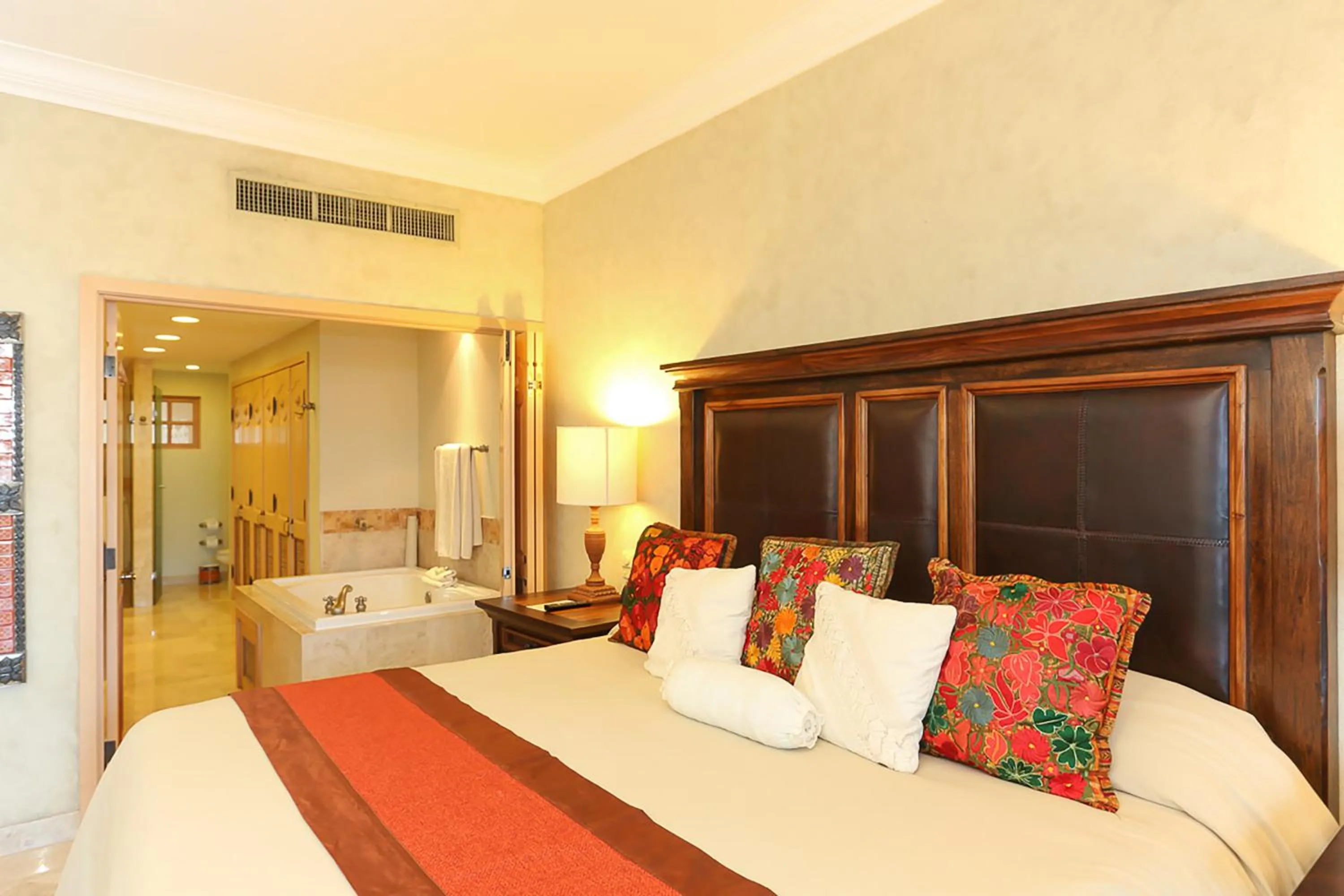 Bed in Cabo La Estancia