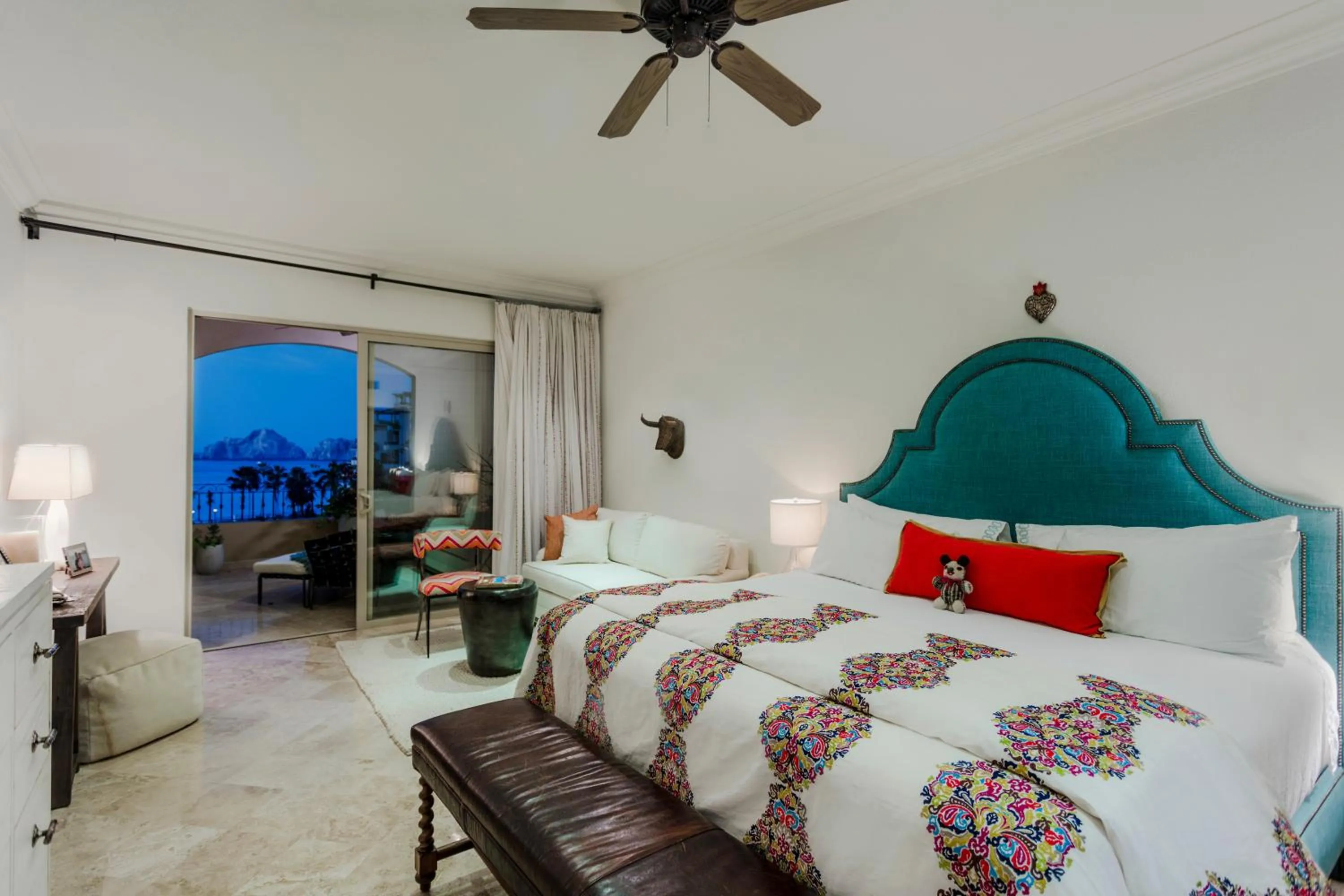 Photo of the whole room, Bed in Cabo La Estancia