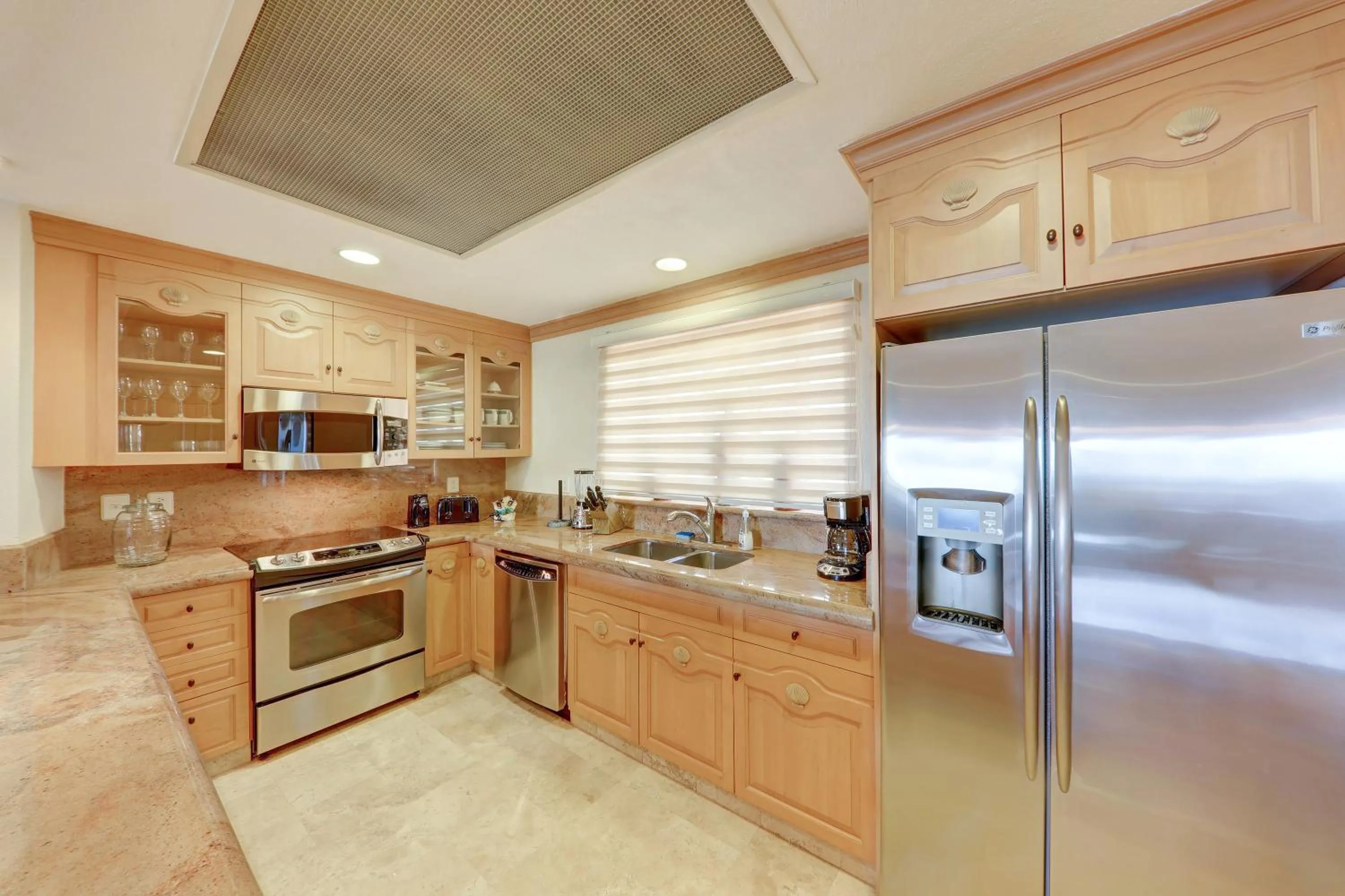 Kitchen or kitchenette in Cabo La Estancia