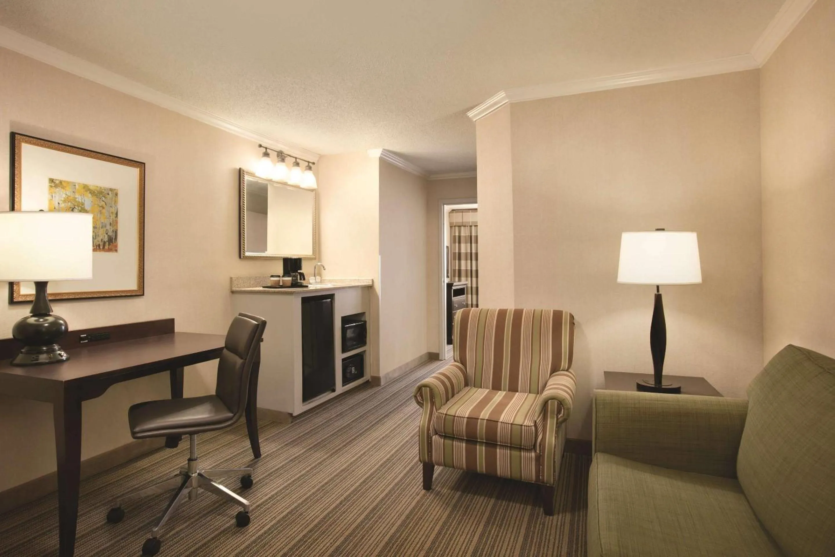 Bedroom in Country Inn & Suites By Radisson, Atlanta Airport North, GA