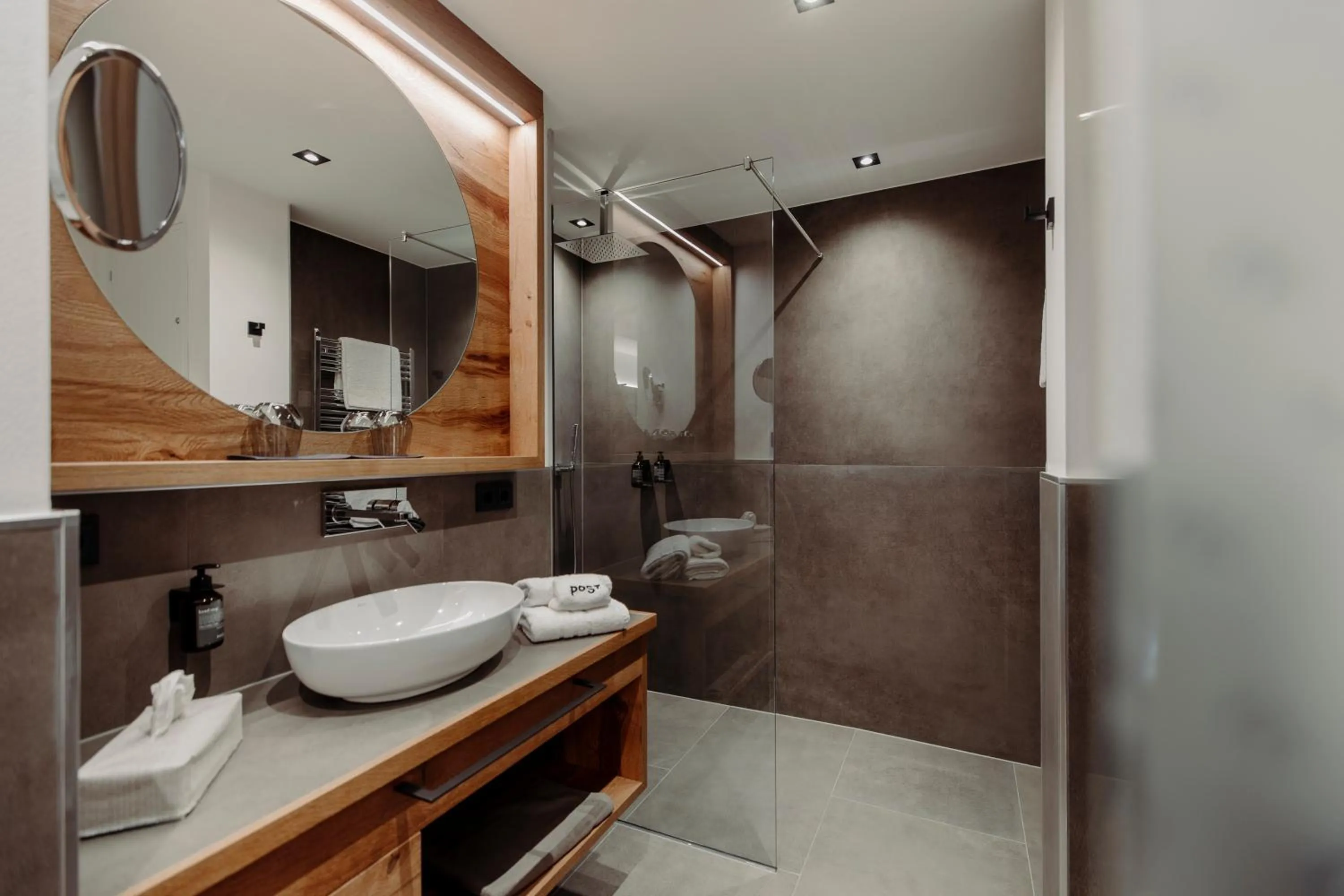 Shower in PoSt Boutique Apartments