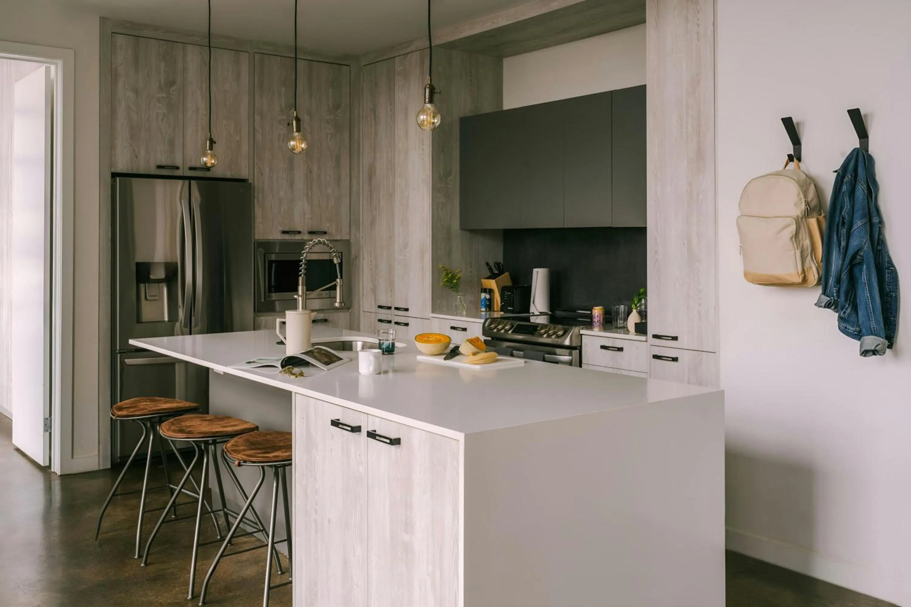 Kitchen or kitchenette in Sonder by Marriott Bonvoy The Heid Apartments Loft District