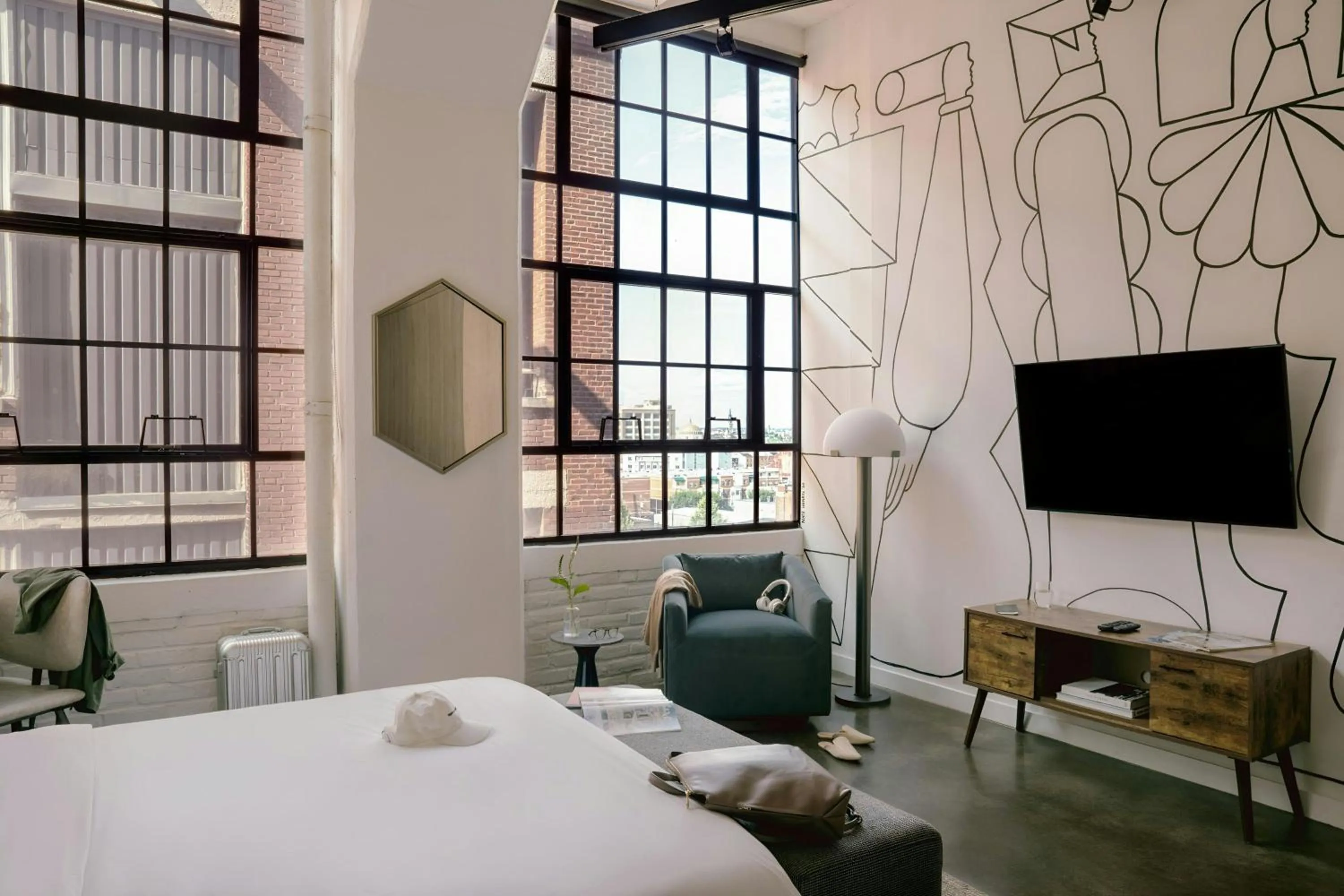 Bedroom, Bed in Sonder by Marriott Bonvoy The Heid Apartments Loft District