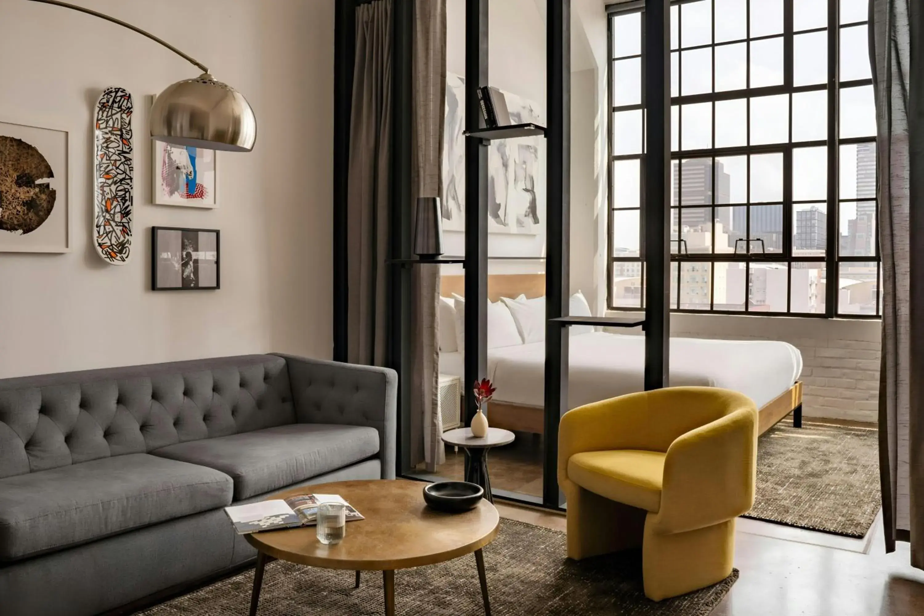 One-Bedroom Apartment with Queen and Sofa Bed in Sonder by Marriott Bonvoy The Heid Apartments Loft District One-Bedroom Apartment with Queen and Sofa Bed in Sonder by Marriott Bonvoy The Heid Apartments Loft District