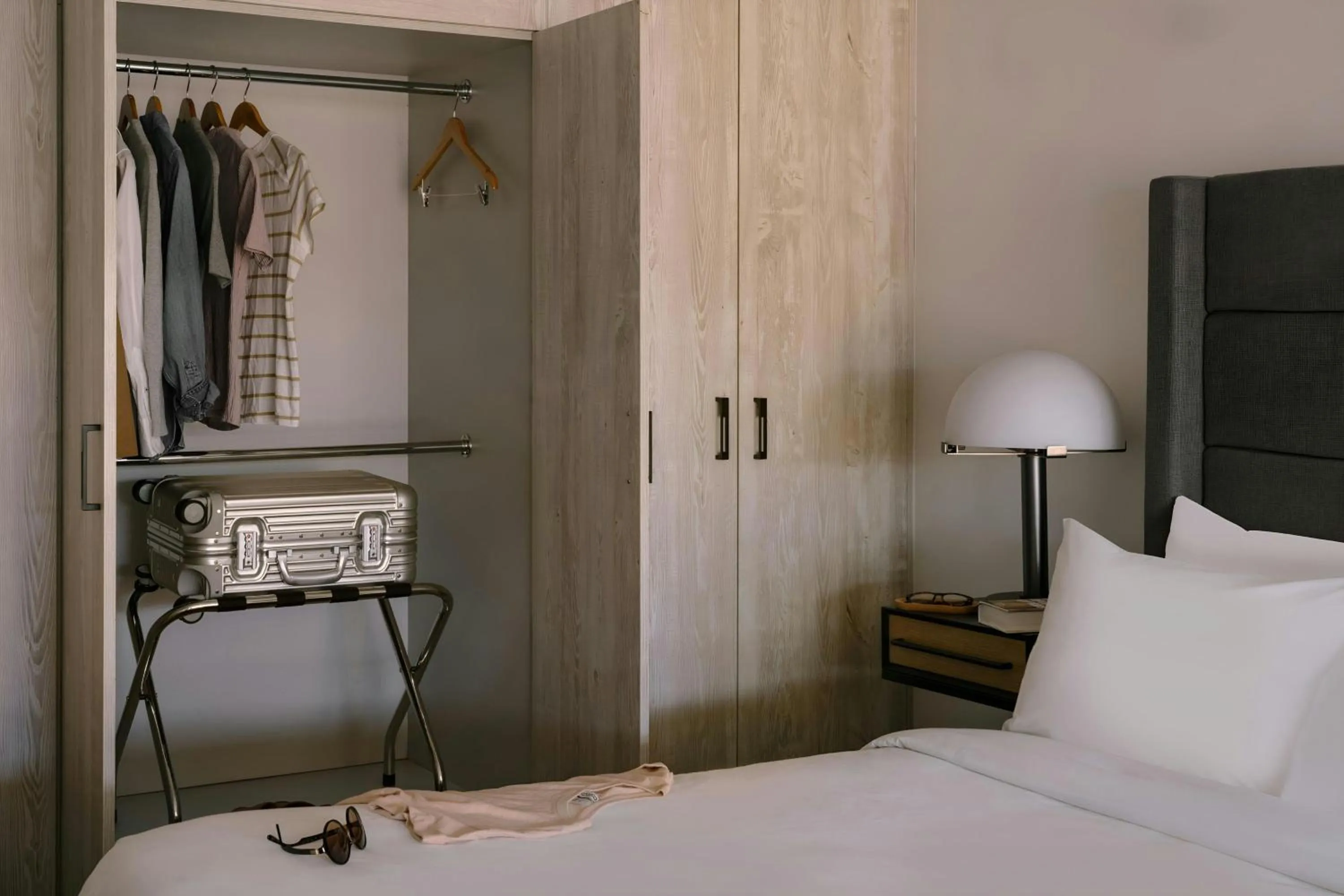 Bedroom, Bed in Sonder by Marriott Bonvoy The Heid Apartments Loft District