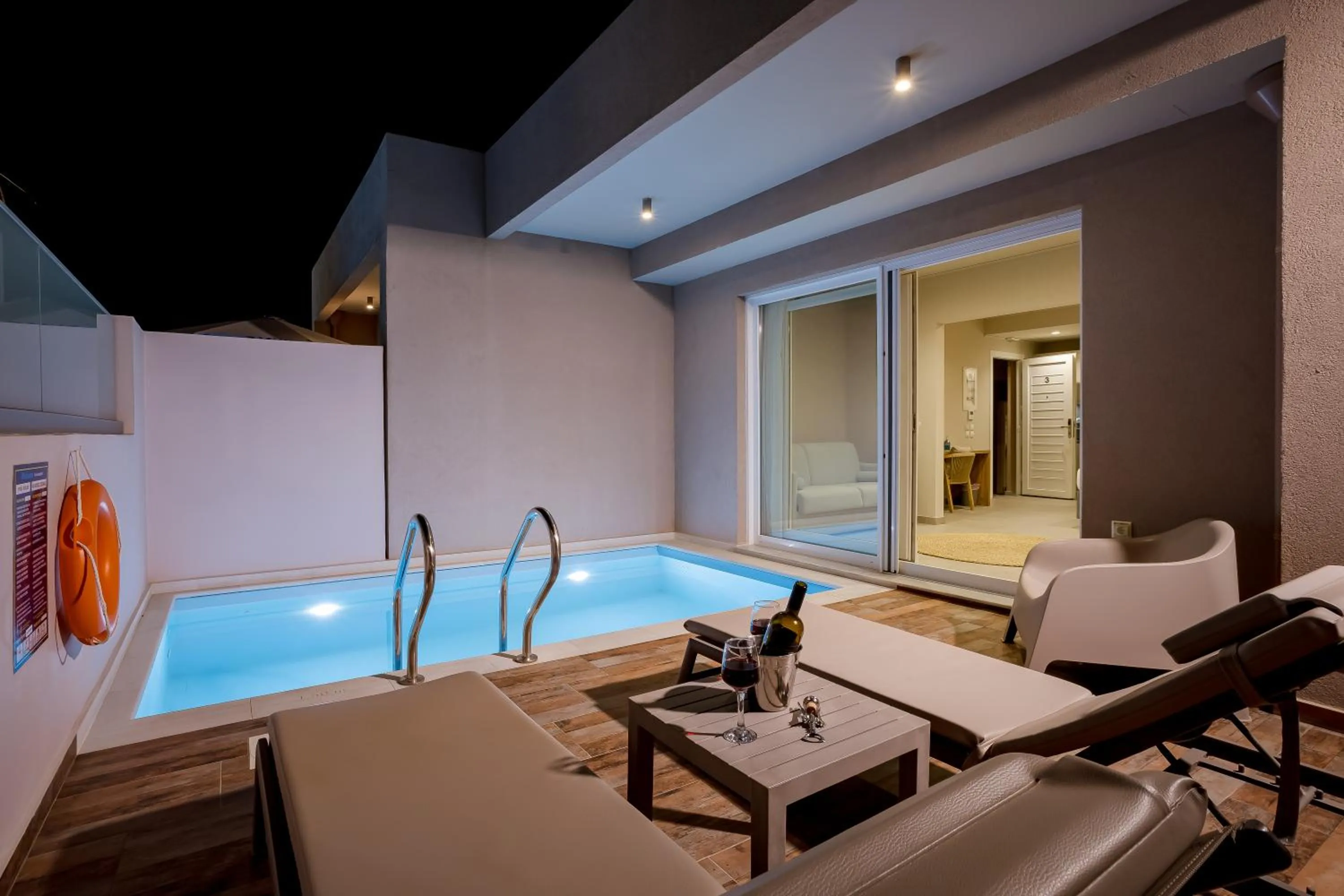 Balcony/Terrace in Sarpidon Suites