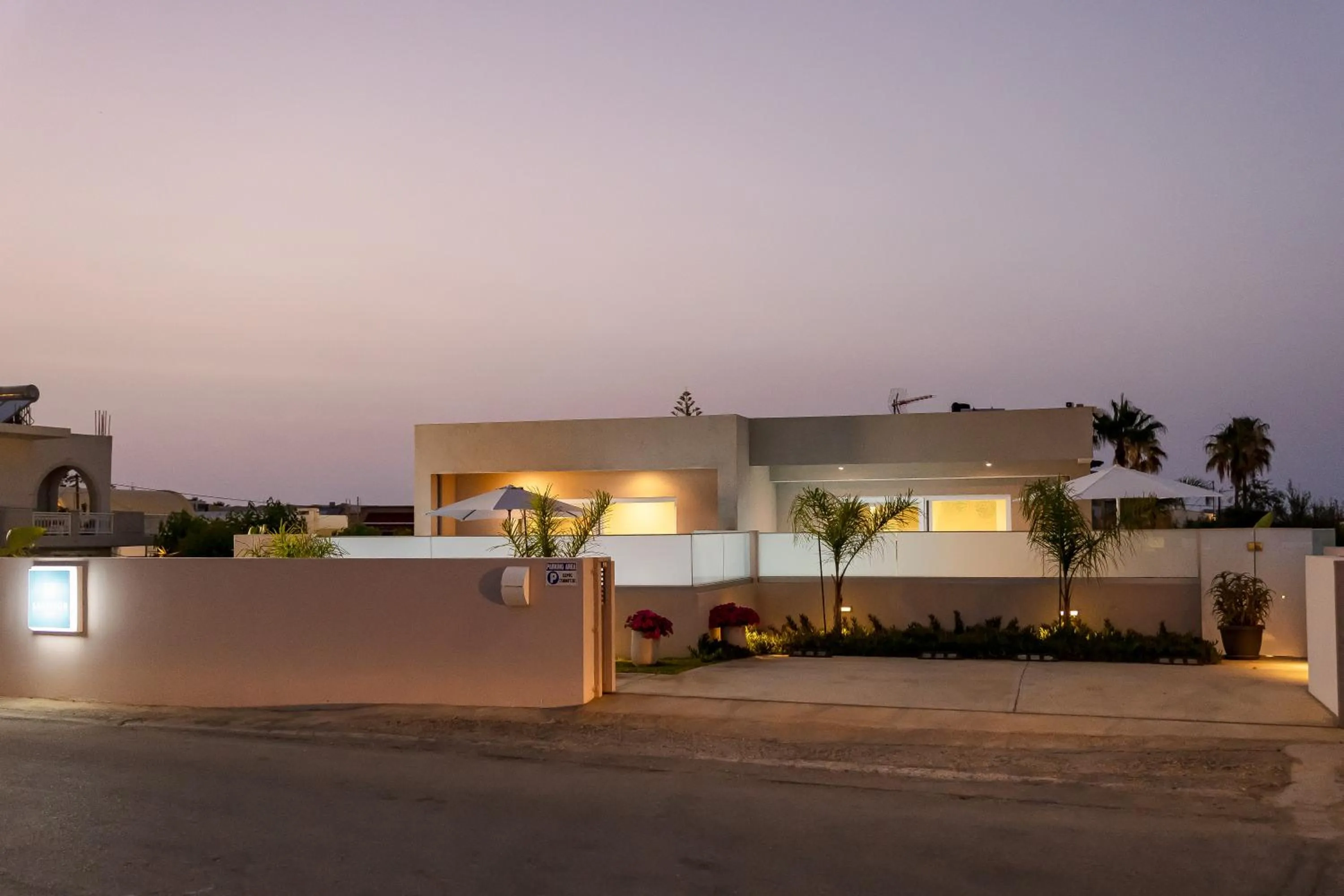 Property building in Sarpidon Suites