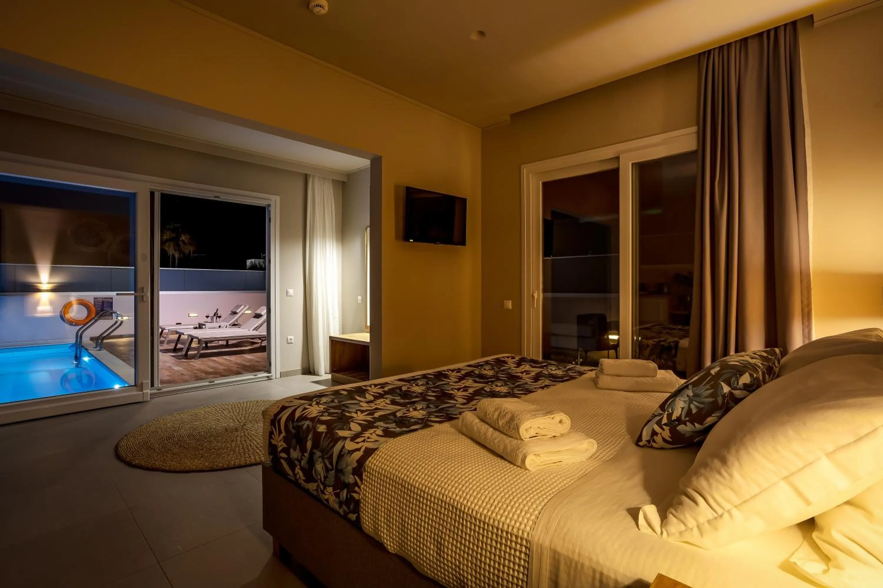 Night, Bed in Sarpidon Suites