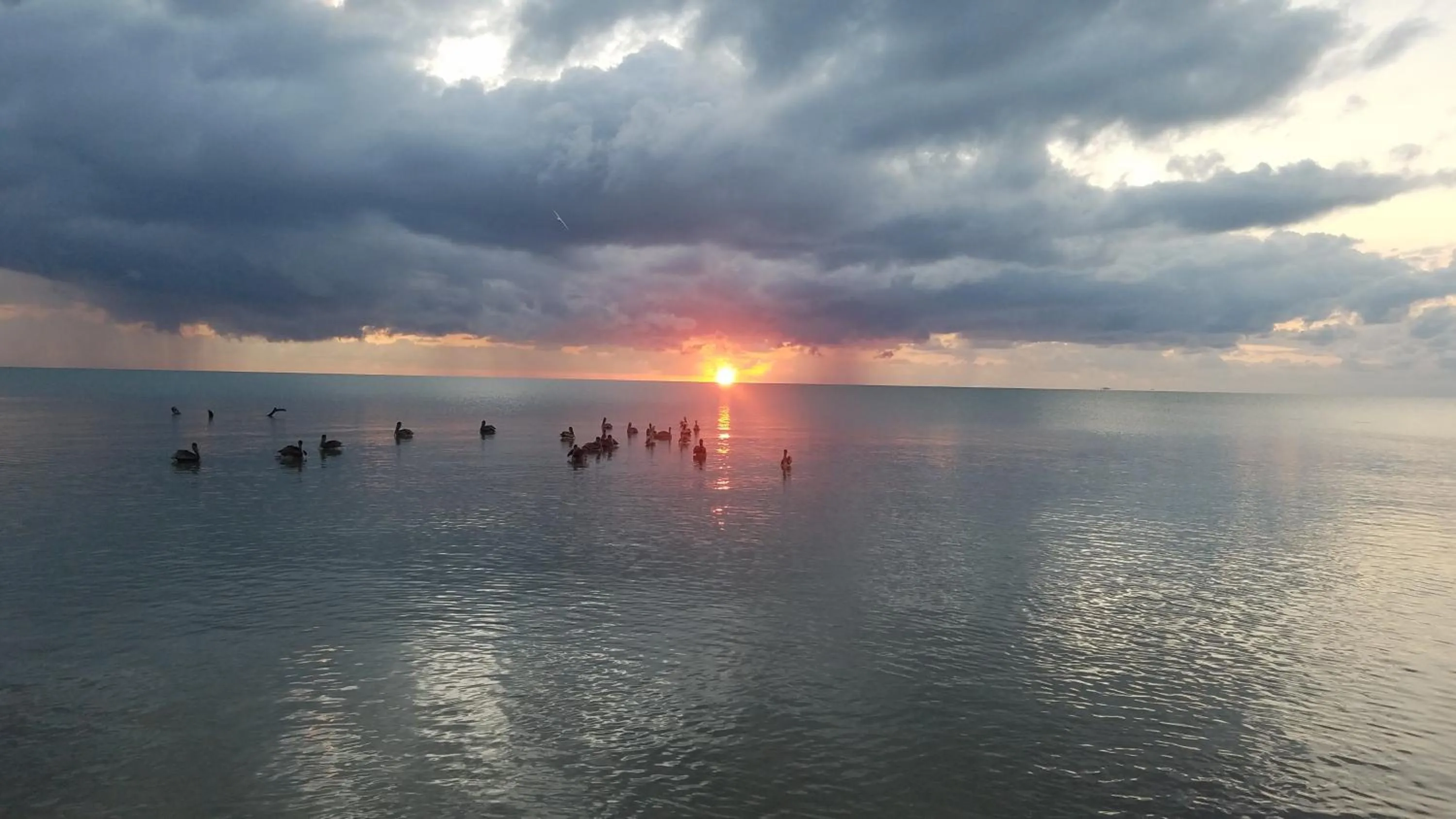 Sea view in Pal's on the beach - Dangriga, Belize