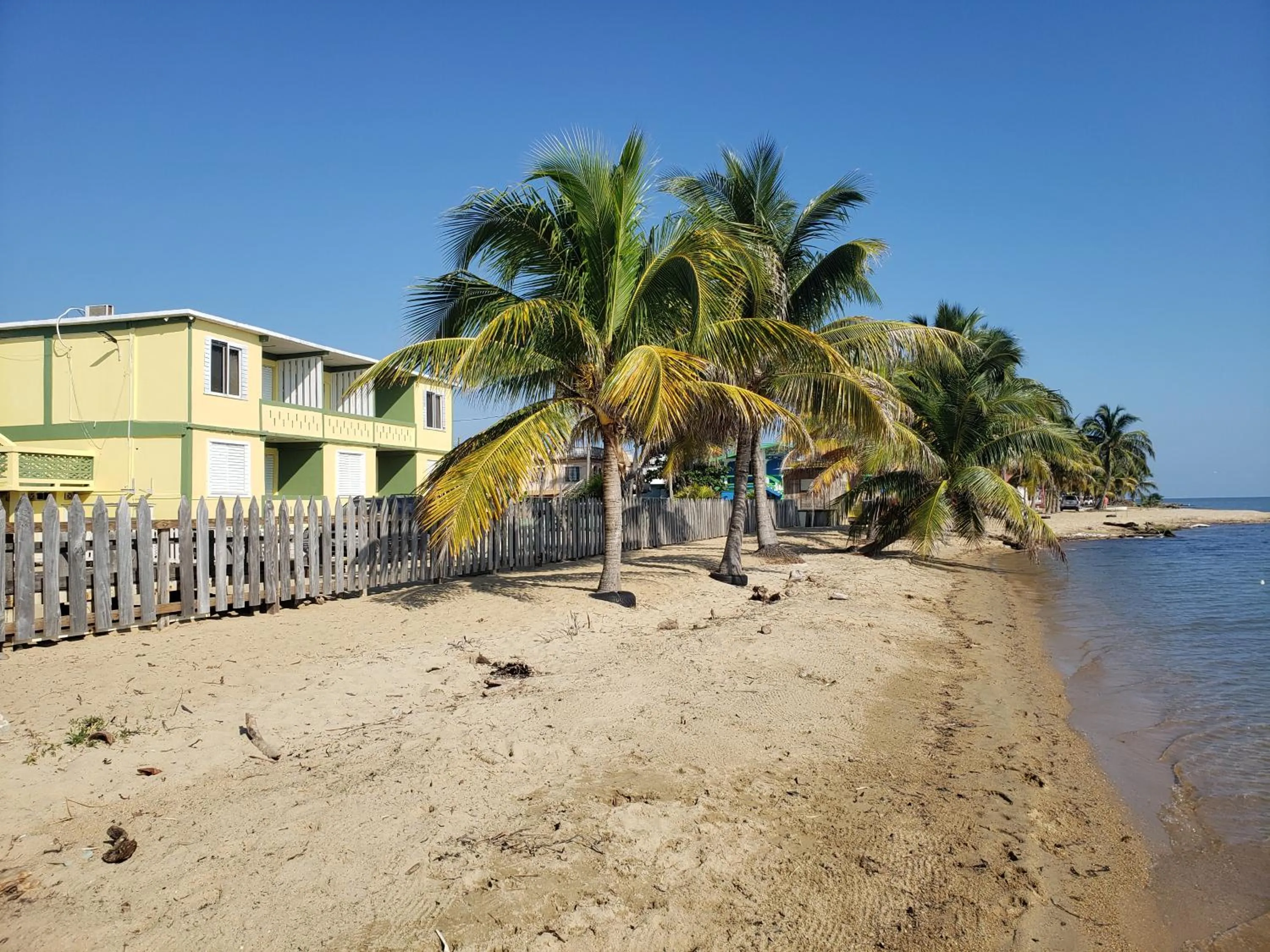 Property building in Pal's on the beach - Dangriga, Belize