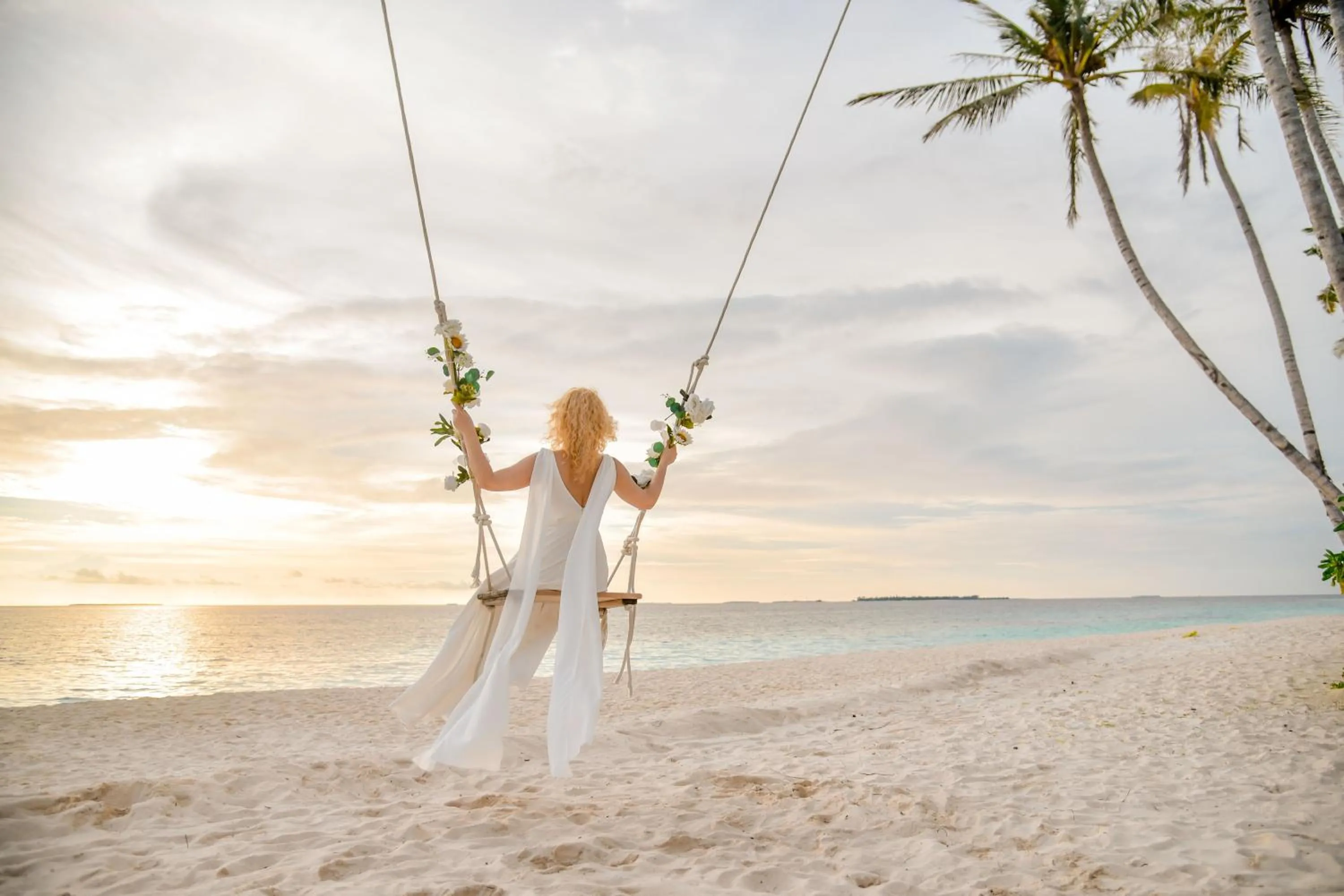 wedding in Siyam World Maldives - 24-Hour Premium All-inclusive with Free Transfer