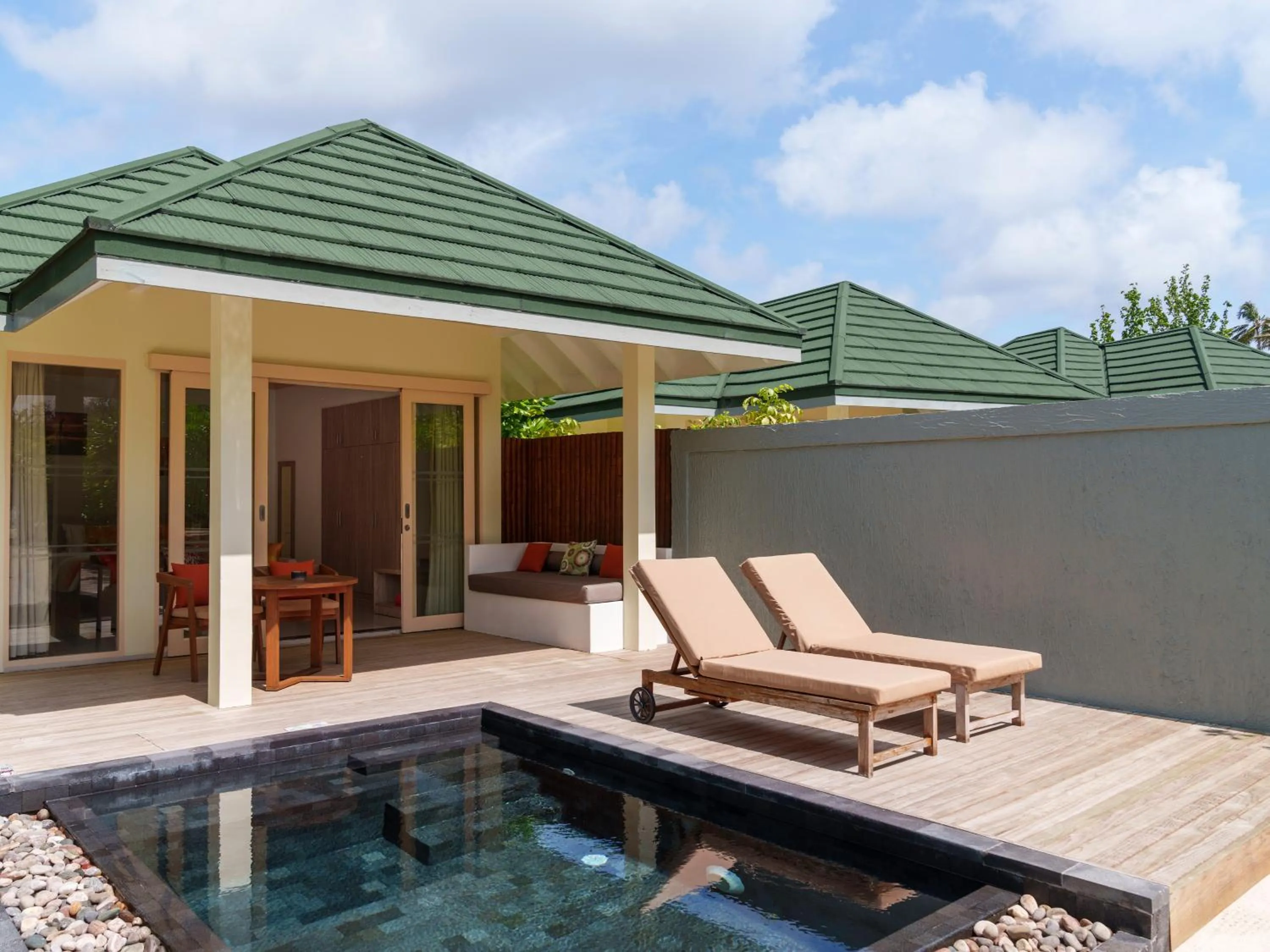 Swimming pool in Siyam World Maldives - 24-Hour Premium All-inclusive with Free Transfer