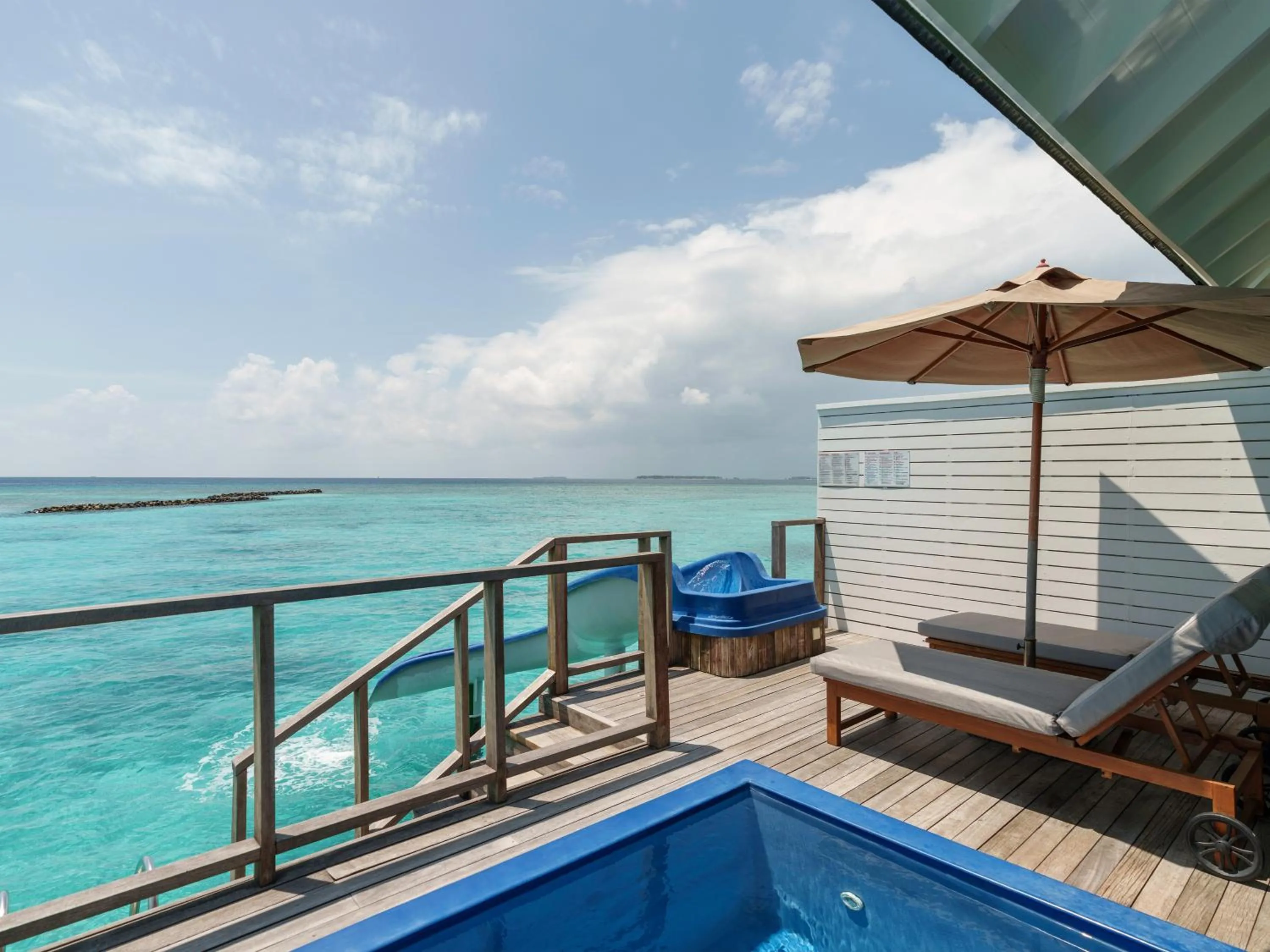 Swimming pool in Siyam World Maldives - 24-Hour Premium All-inclusive with Free Transfer