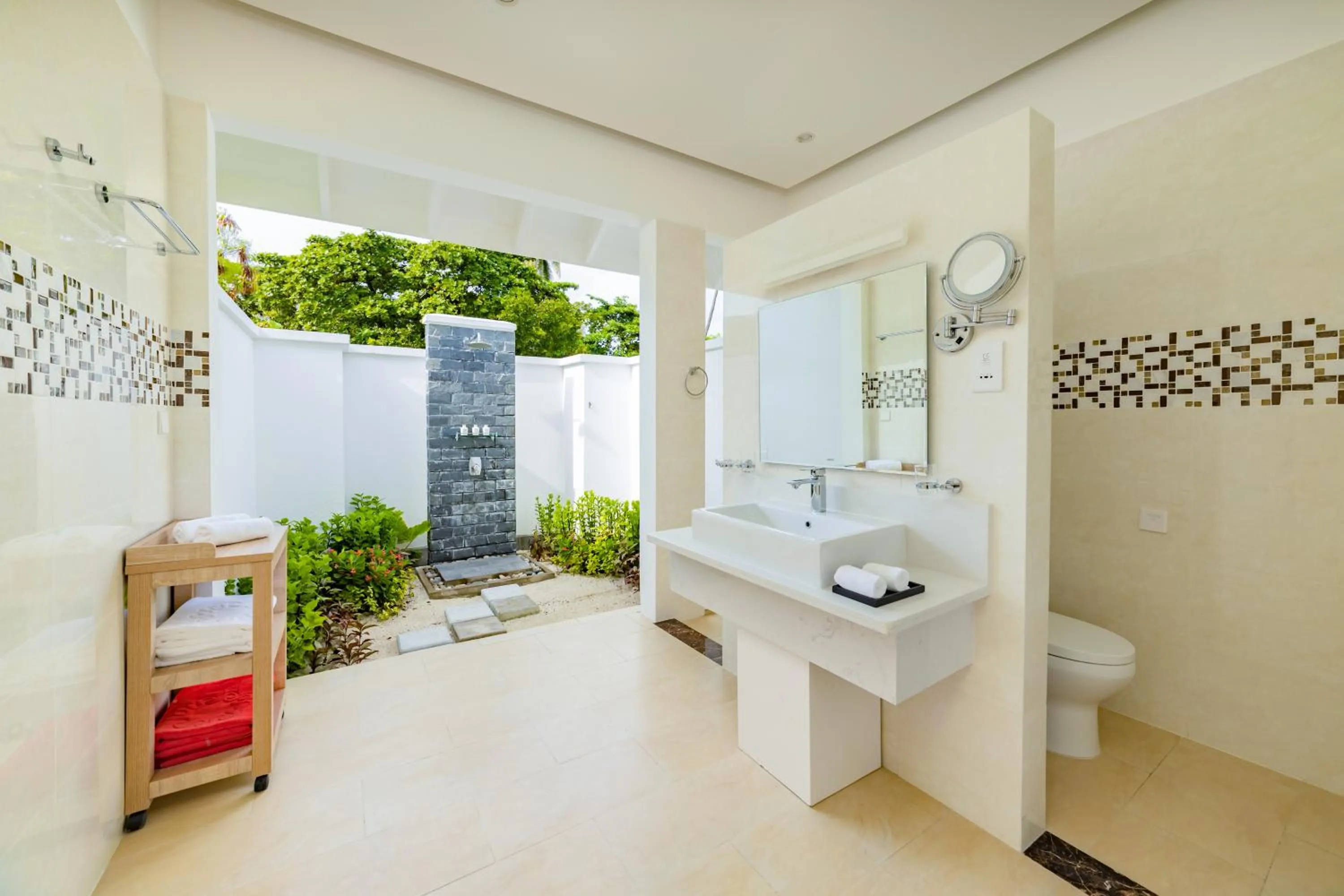 Bathroom in Siyam World Maldives - 24-Hour Premium All-inclusive with Free Transfer