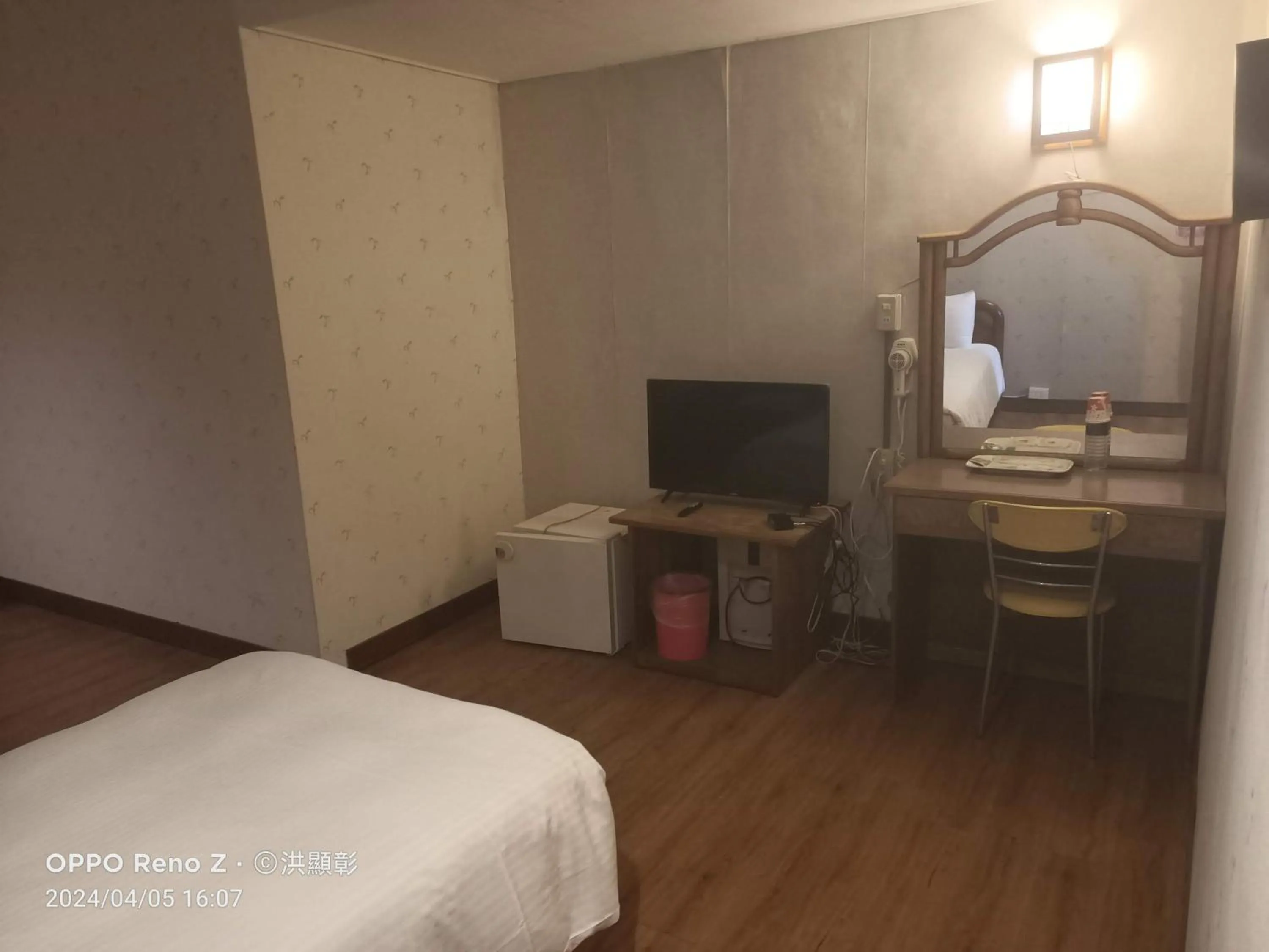 TV and multimedia, Bed in 夏威夷酒店Melody Hawaii Hotel