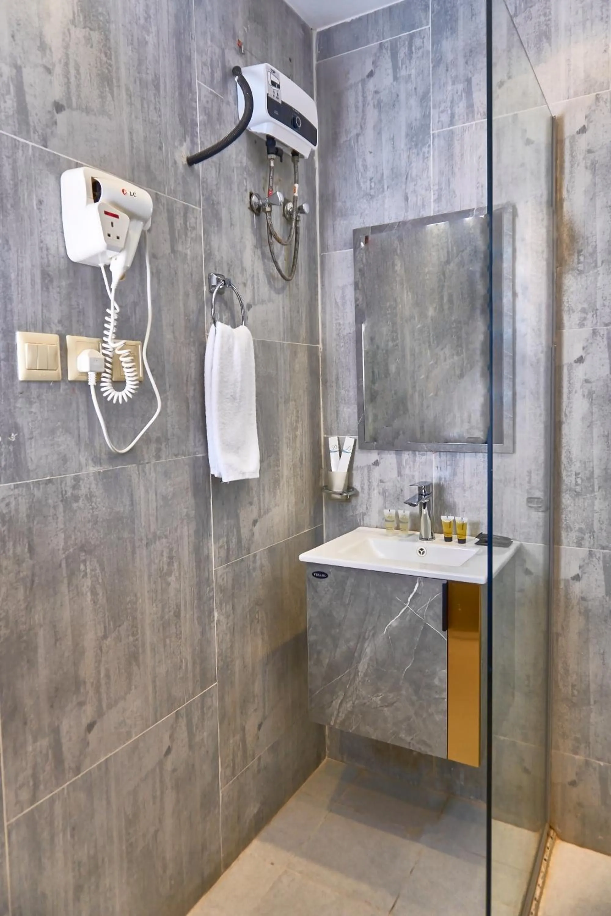 Bathroom in Myrtle Al Shohadaa Serviced Apartments