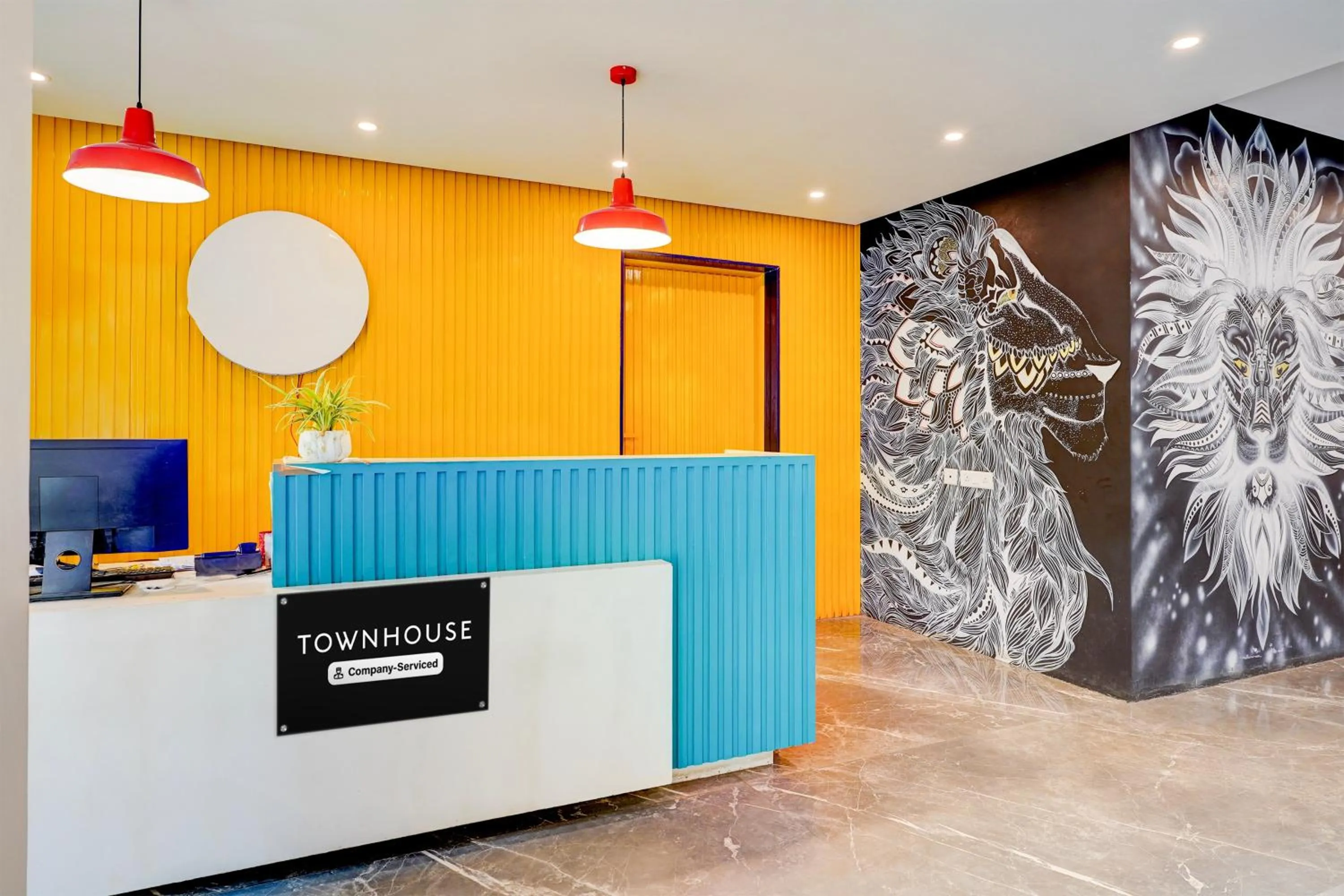 Lobby or reception in Super Townhouse Hebbal