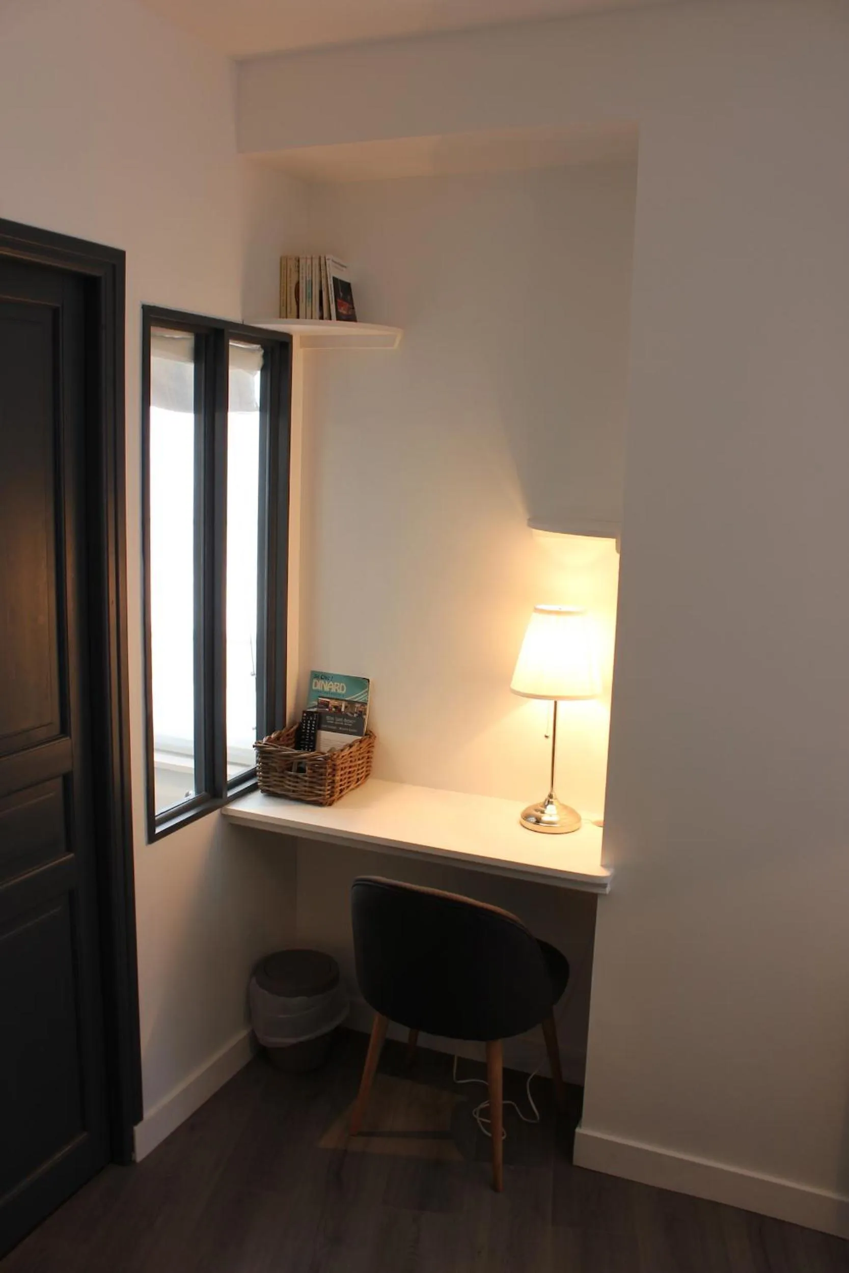 Decorative detail in Hotel Saint-Michel