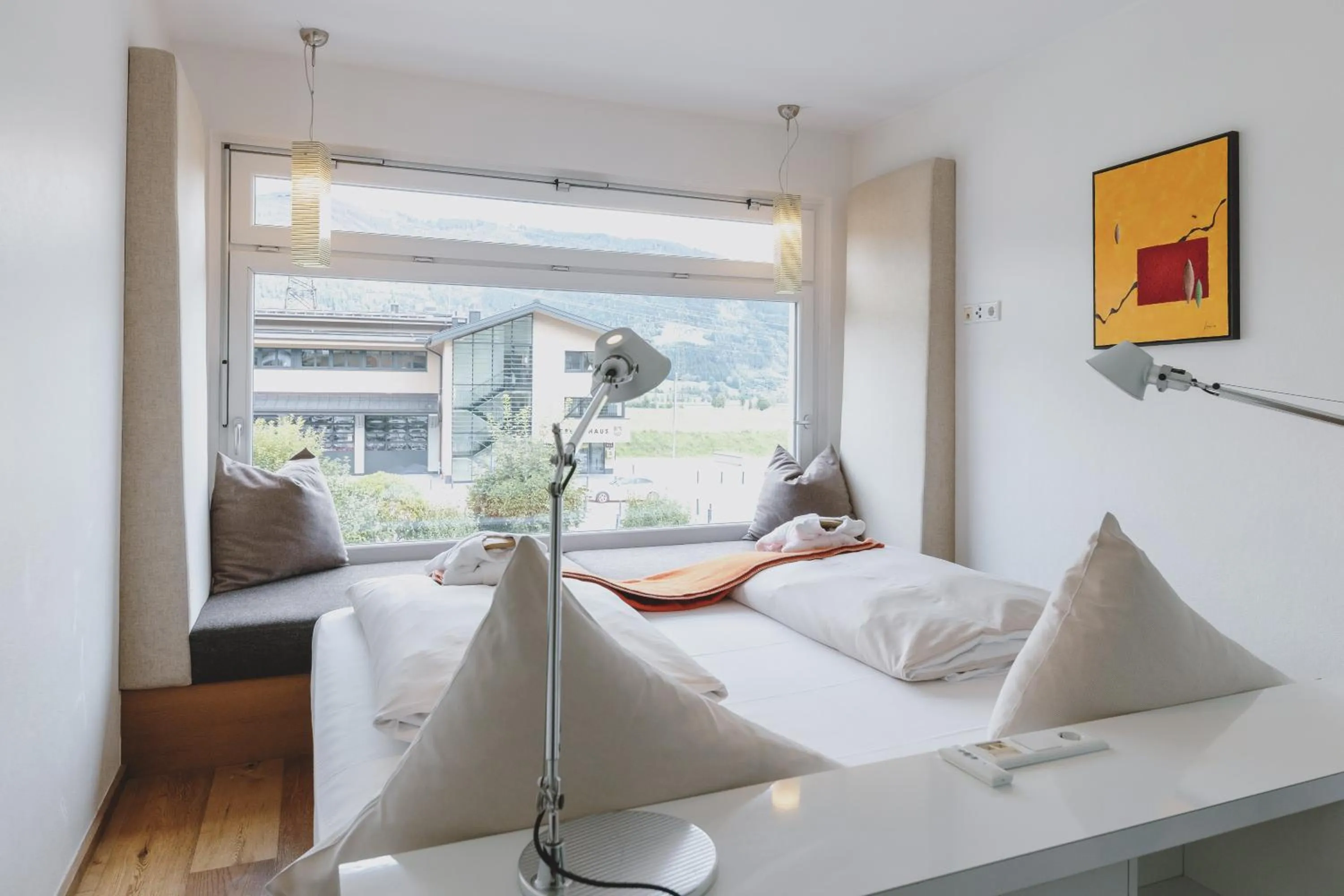 Bed in Auhof Wirtshaus & Suiten