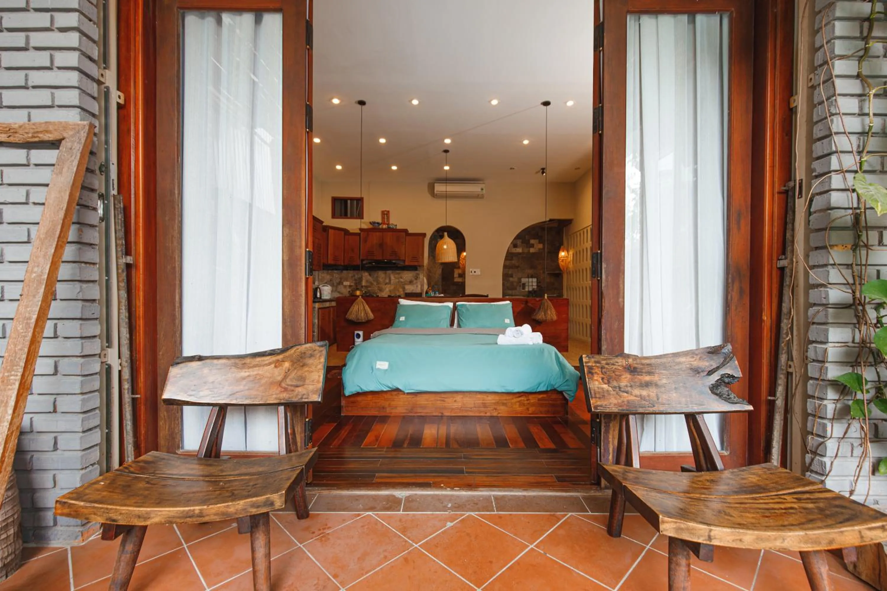 Photo of the whole room, Bed in Chaca Beach