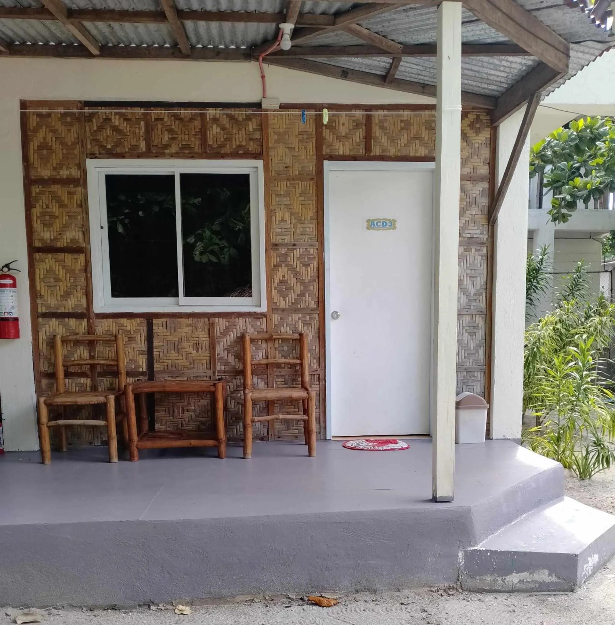 The Shark's Tail Dive Resort