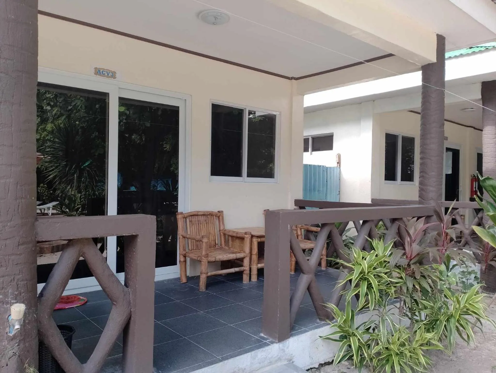 The Shark's Tail Dive Resort