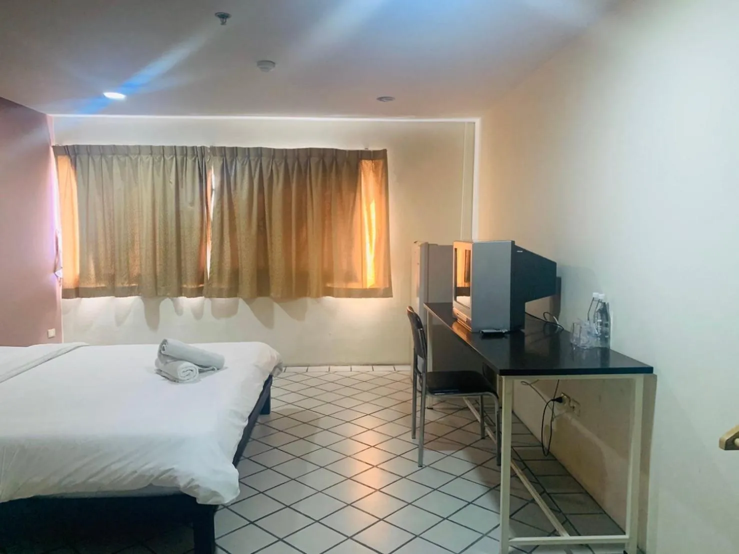 Bed in Life In Town Chiangmai