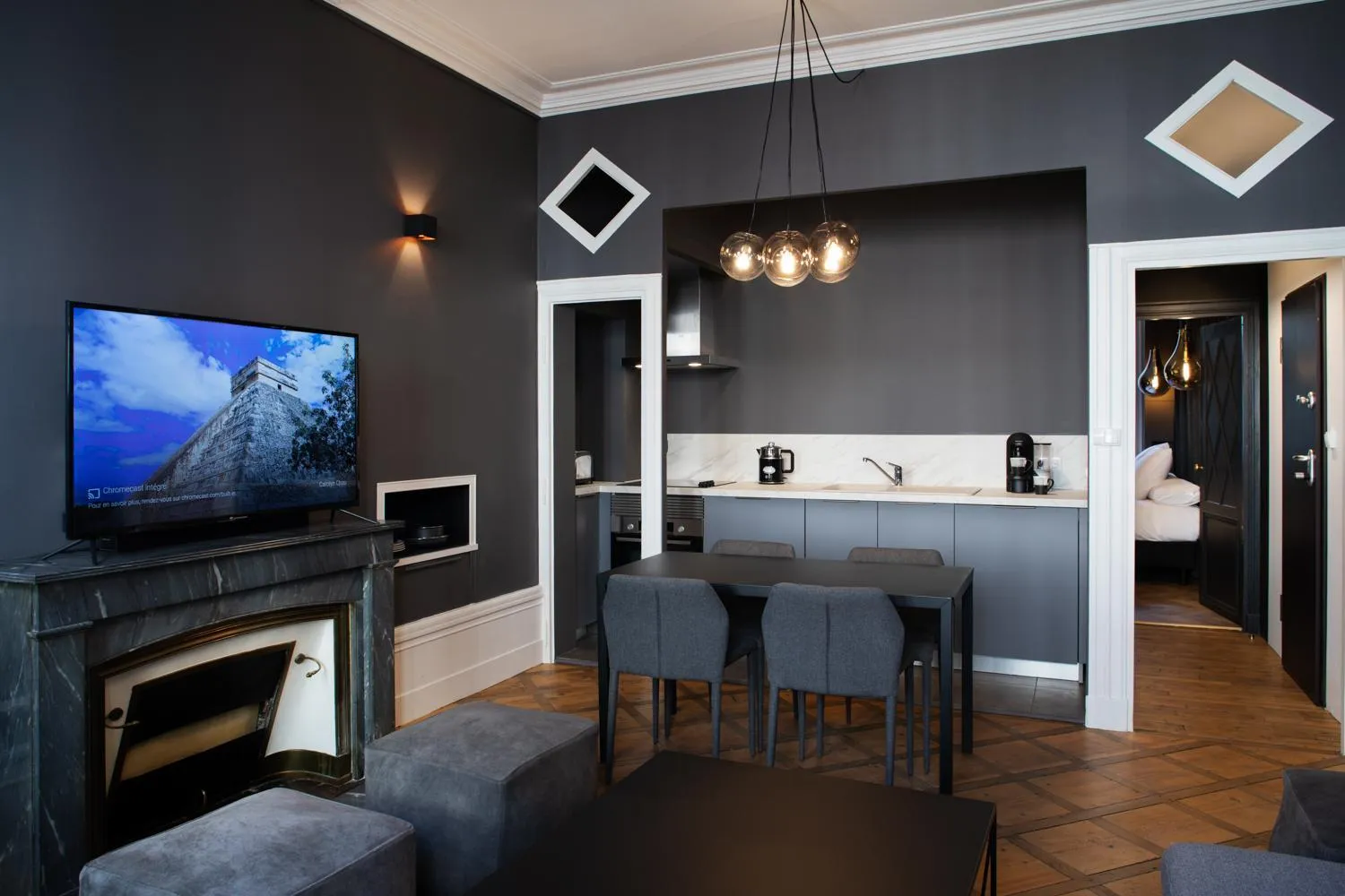 Kitchen or kitchenette in Maison Tillot