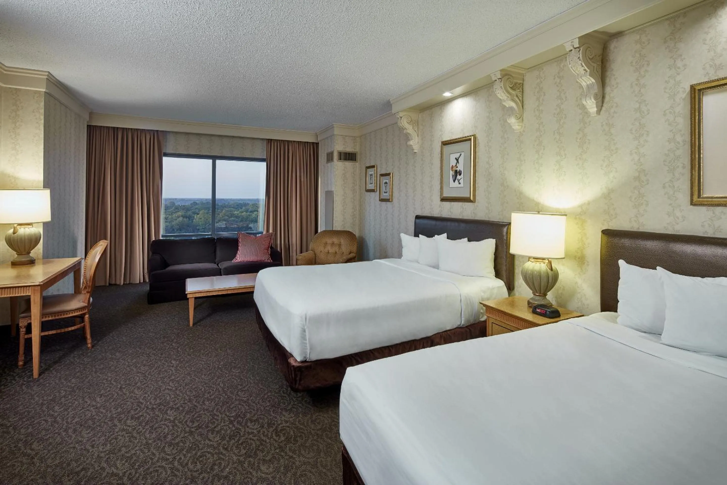 Bedroom, Bed in Horseshoe Tunica, A Caesars Destination