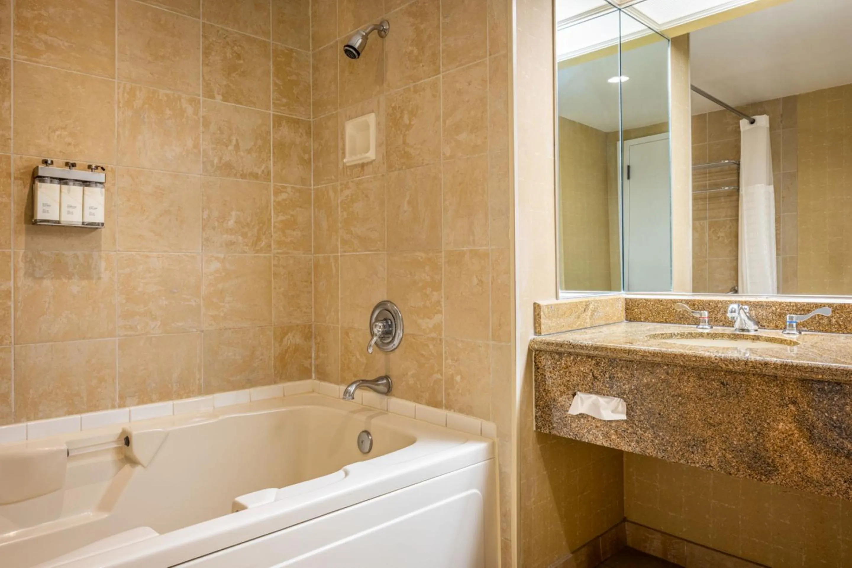 Bathroom in Horseshoe Tunica, A Caesars Destination