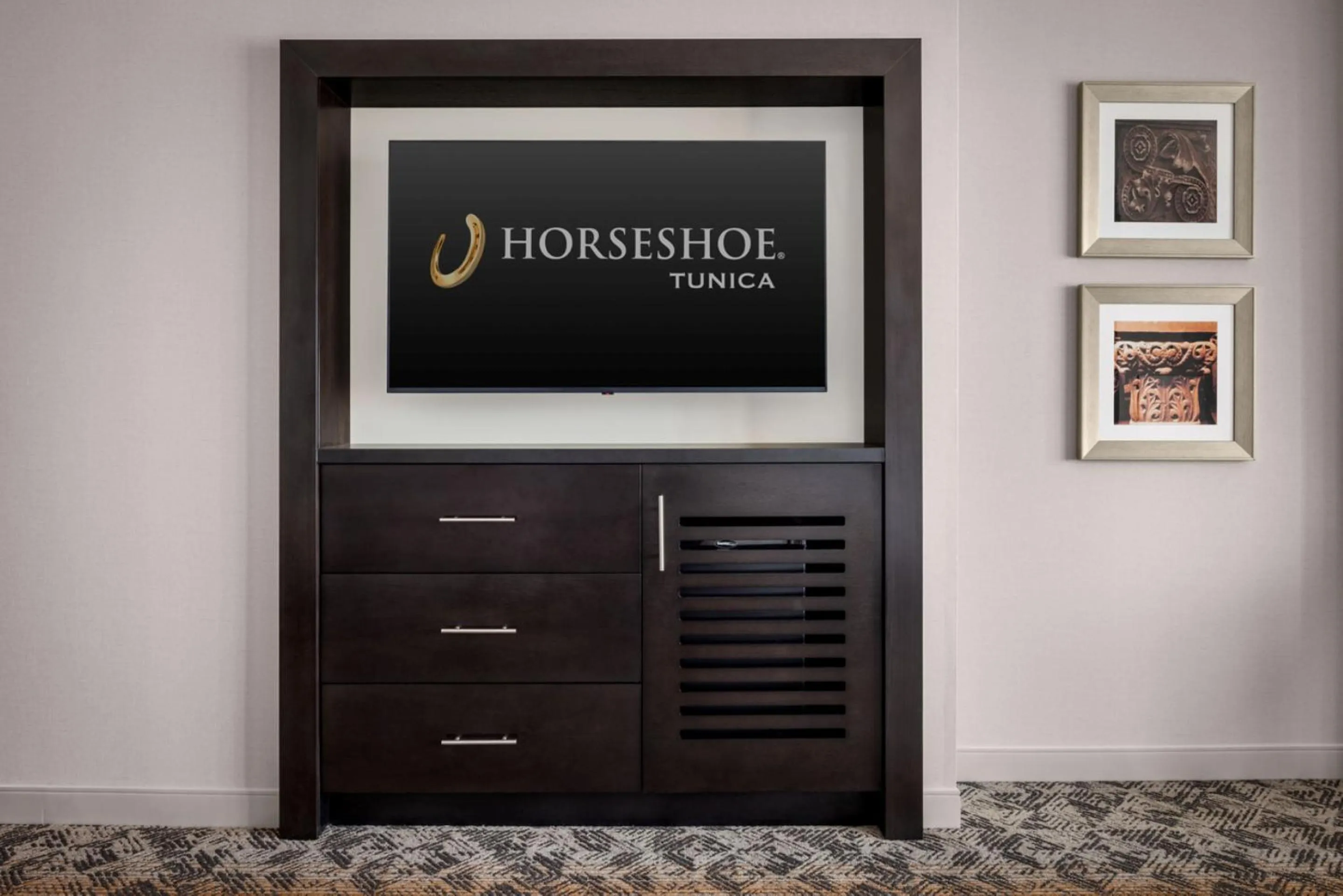 TV and multimedia in Horseshoe Tunica, A Caesars Destination