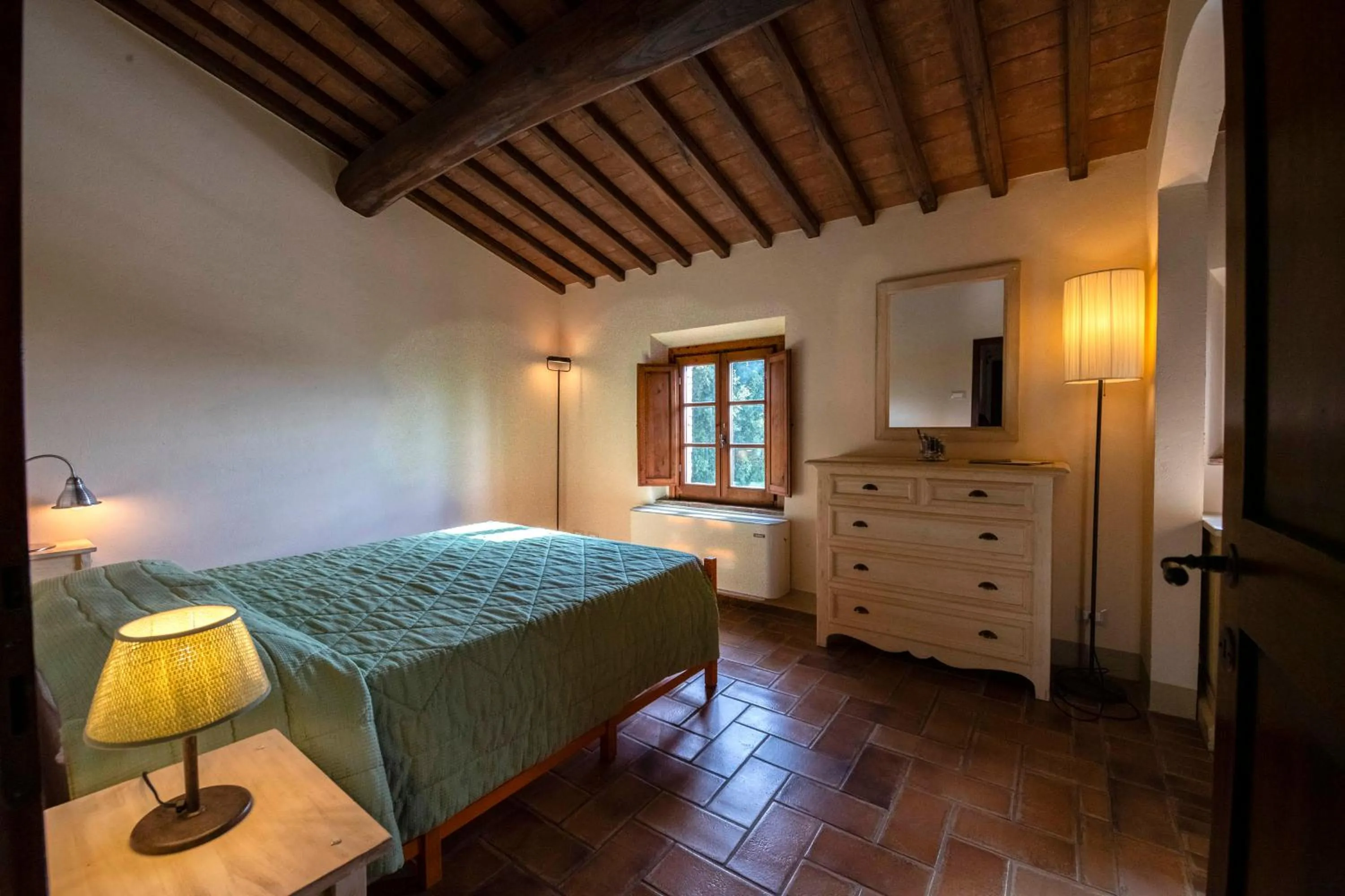 Bedroom, Bed in Il Defizio