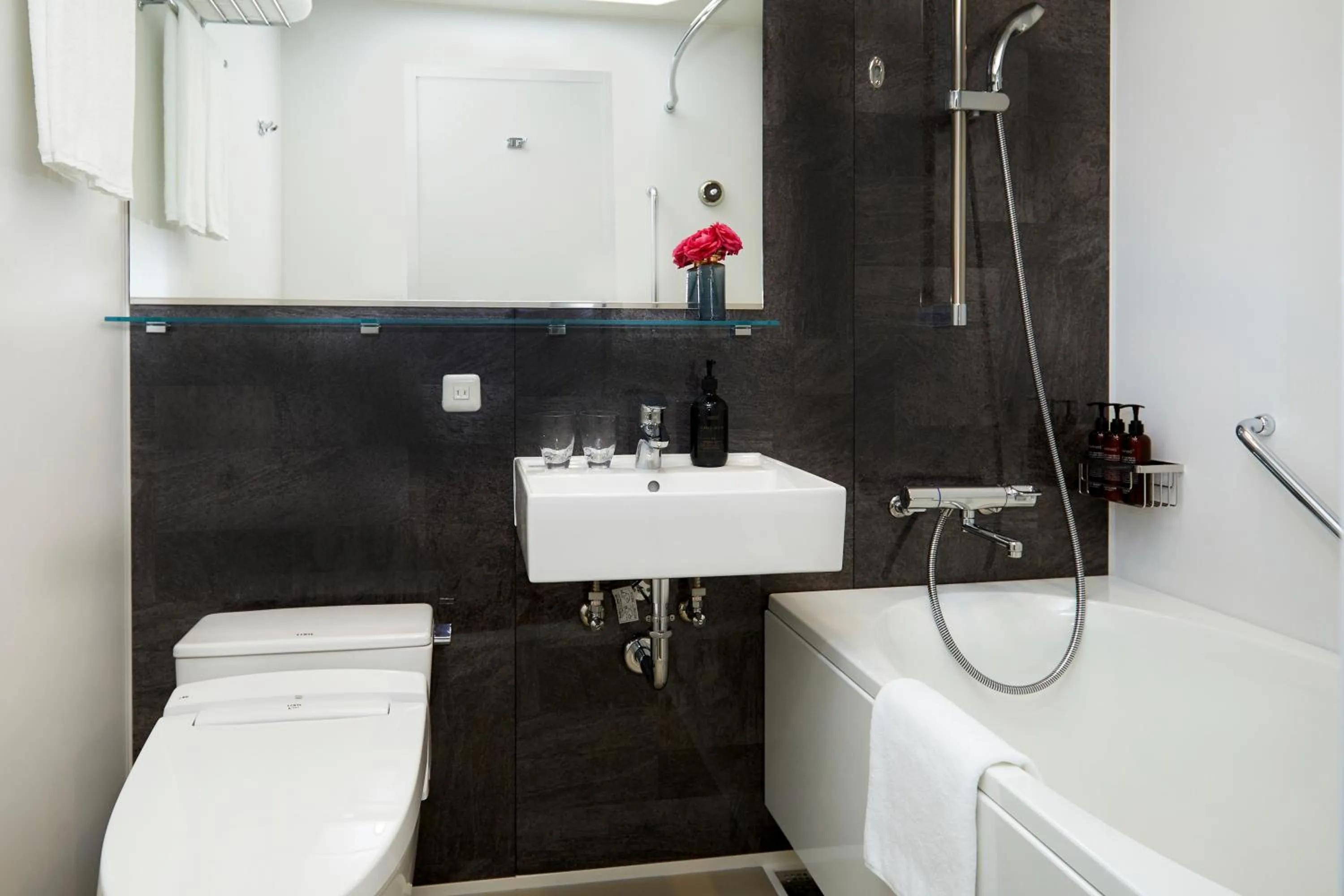 Toilet in Citadines Namba Osaka