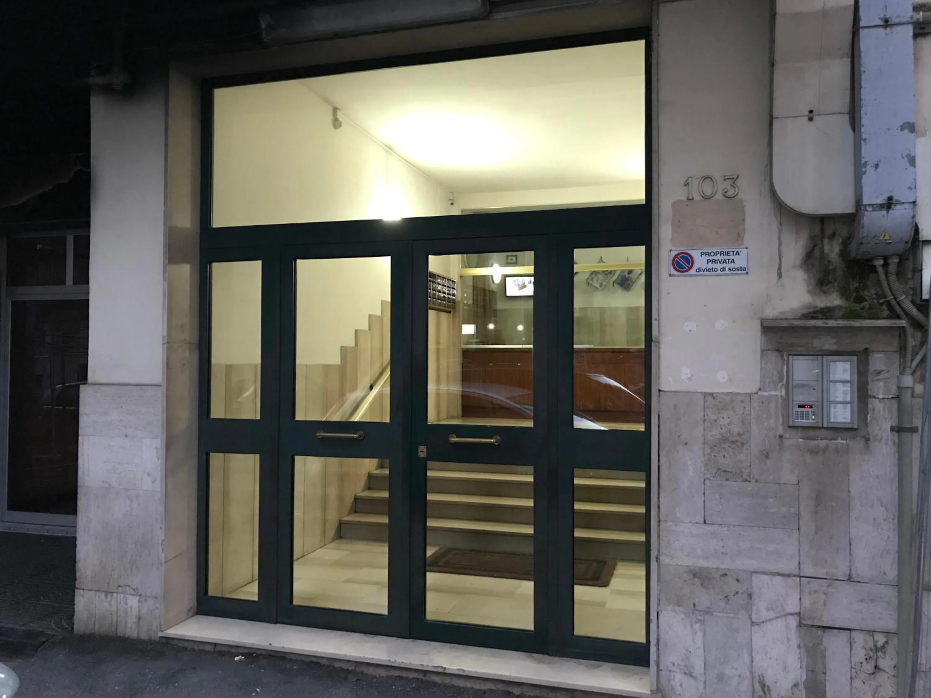 Facade/entrance in LE BERCEAU