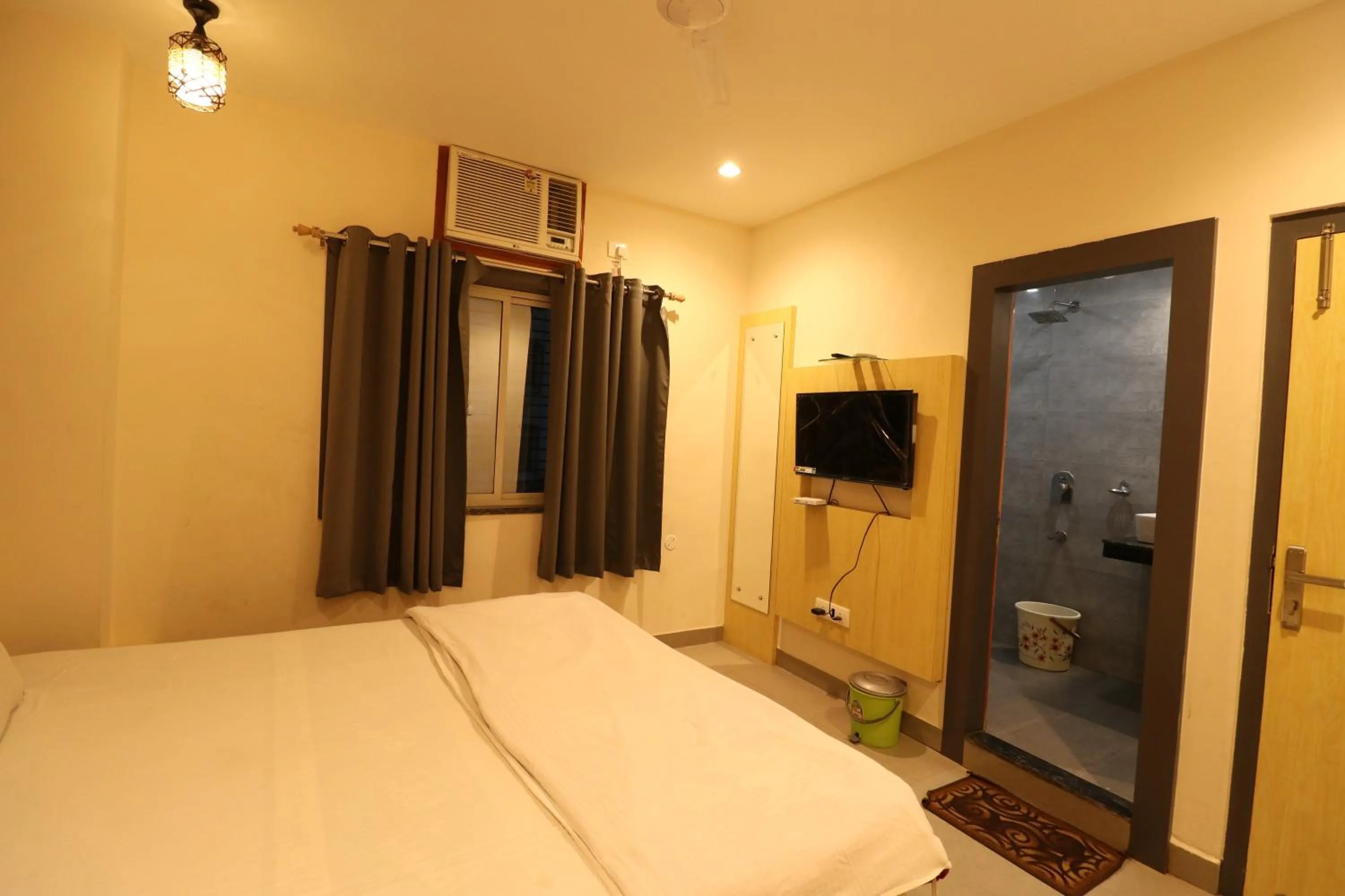 Photo of the whole room, Bed in HOTEL PRATAP GRAND