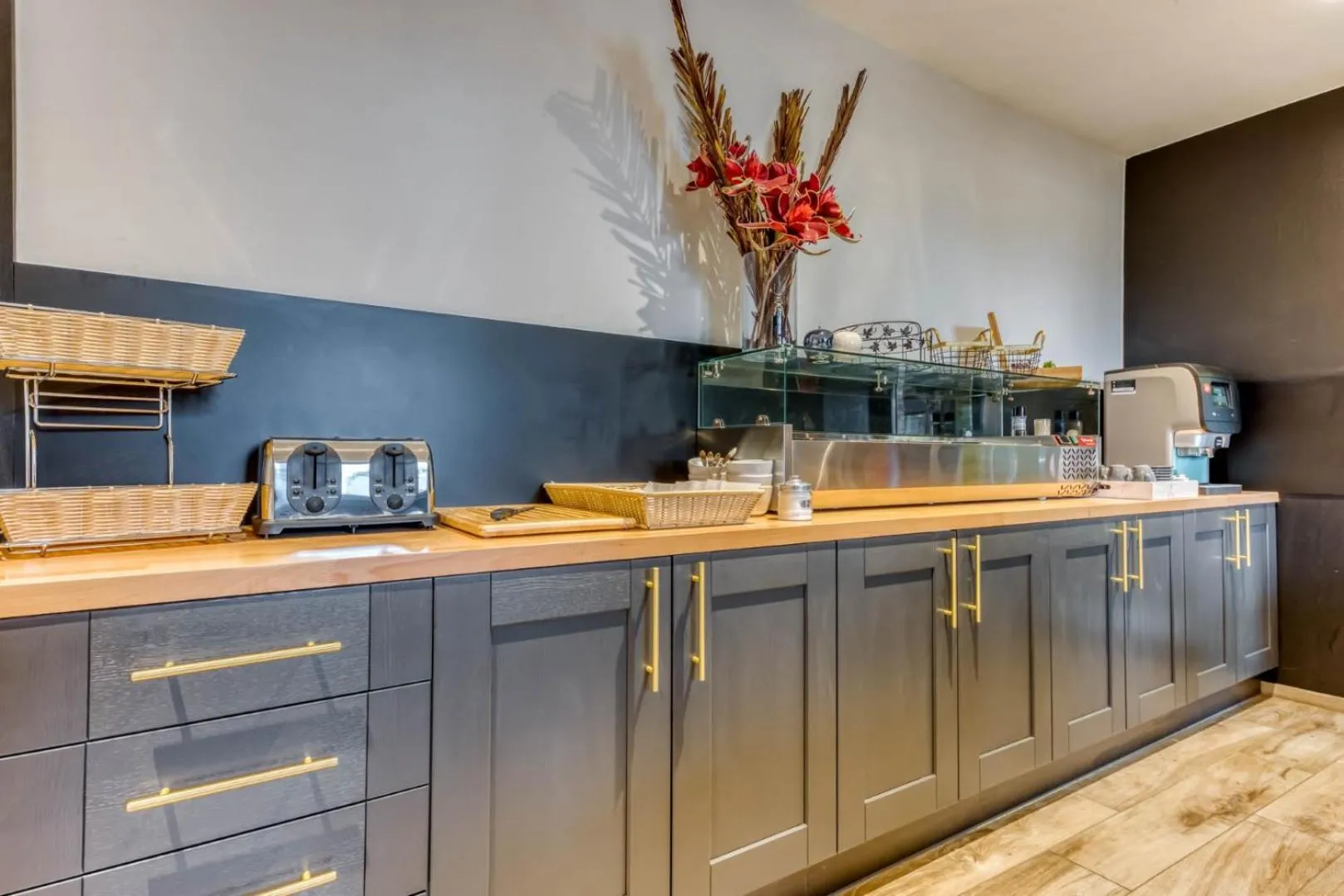 Buffet breakfast in Hôtel Mosa