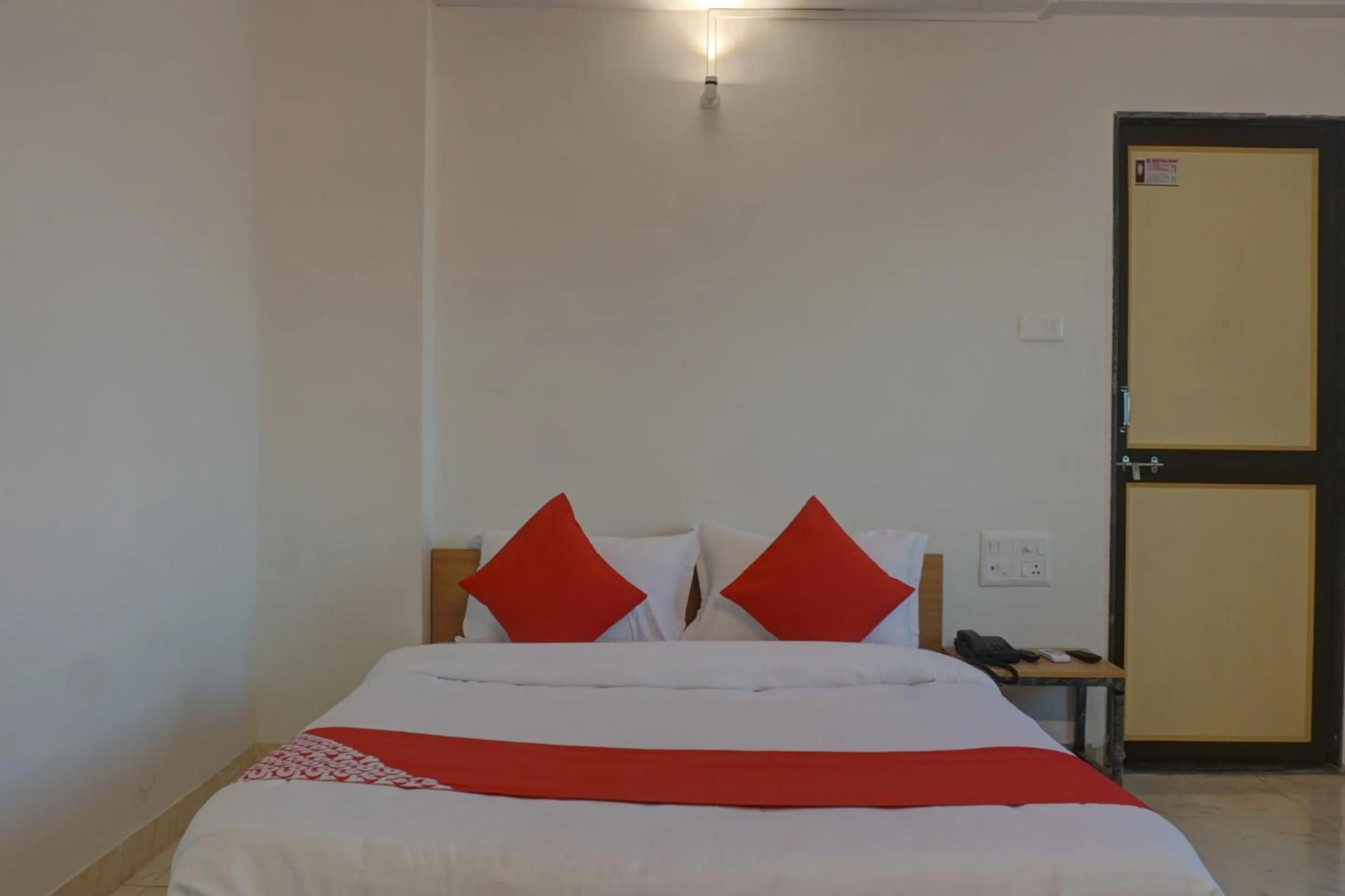 Bedroom in Hotel O Sbk Icon Near Fun Time Multiplex