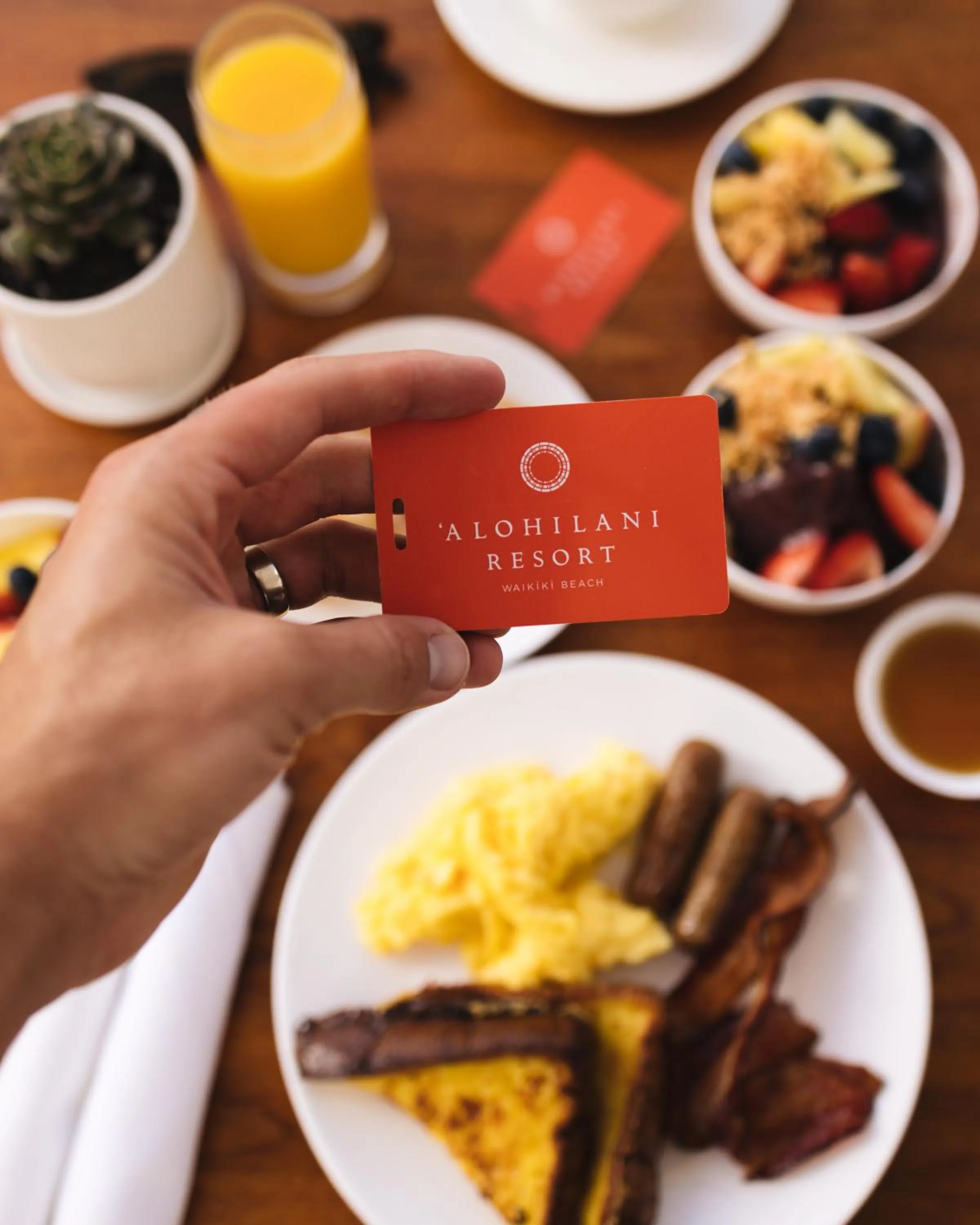 Breakfast in 'Alohilani Resort Waikiki Beach