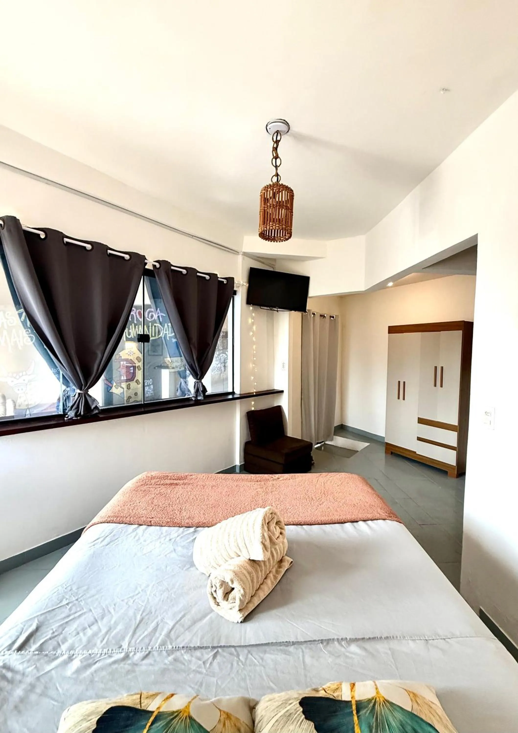 Photo of the whole room, Bed in Cores da pipa flats