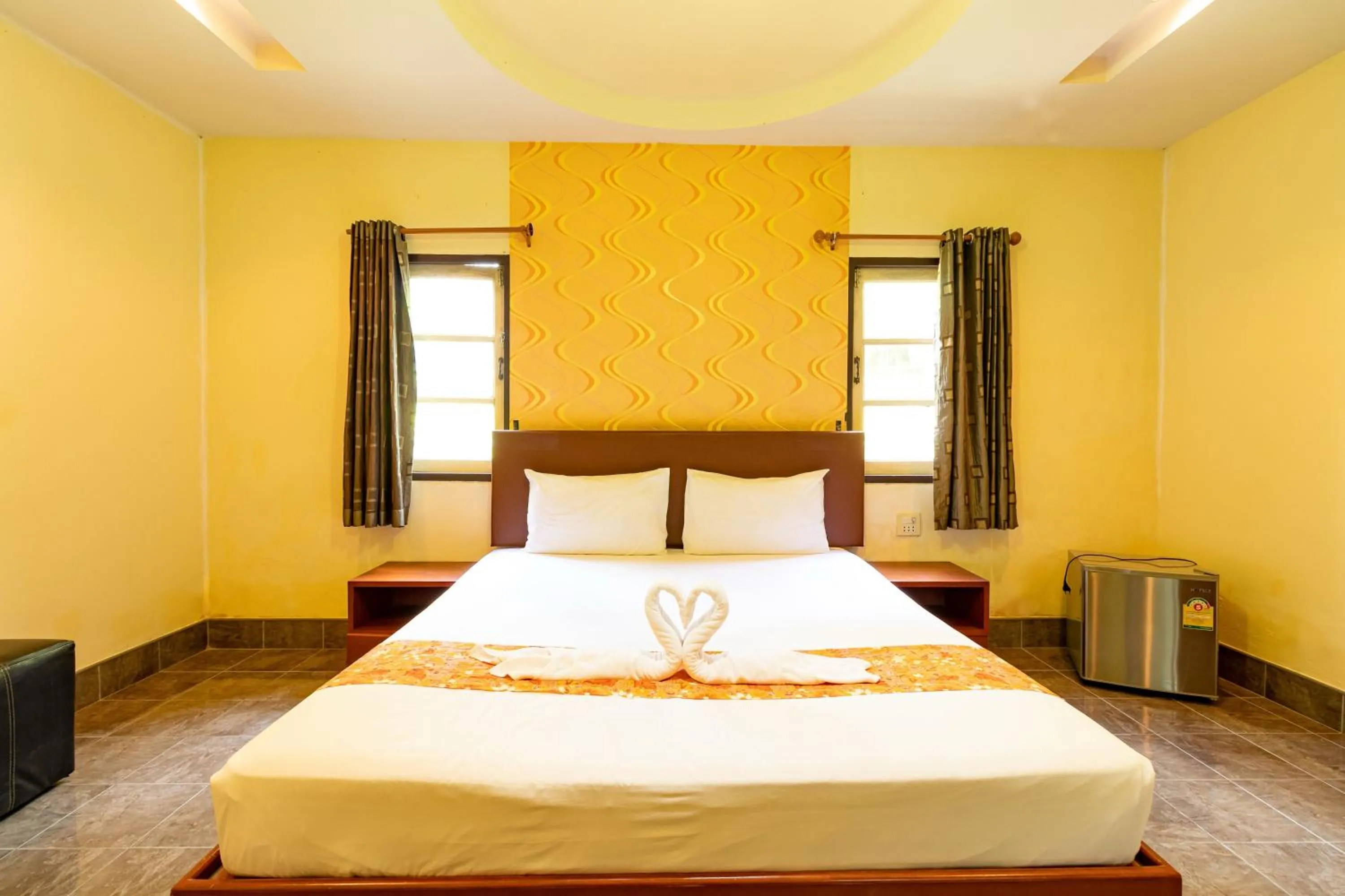 Photo of the whole room, Bed in Ban Suan Chomdao Resort