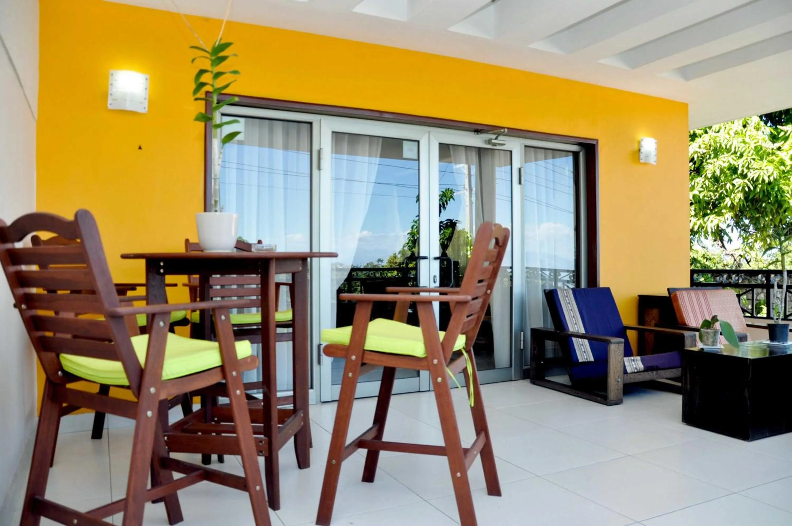 Balcony/Terrace in Allamanda Hotel
