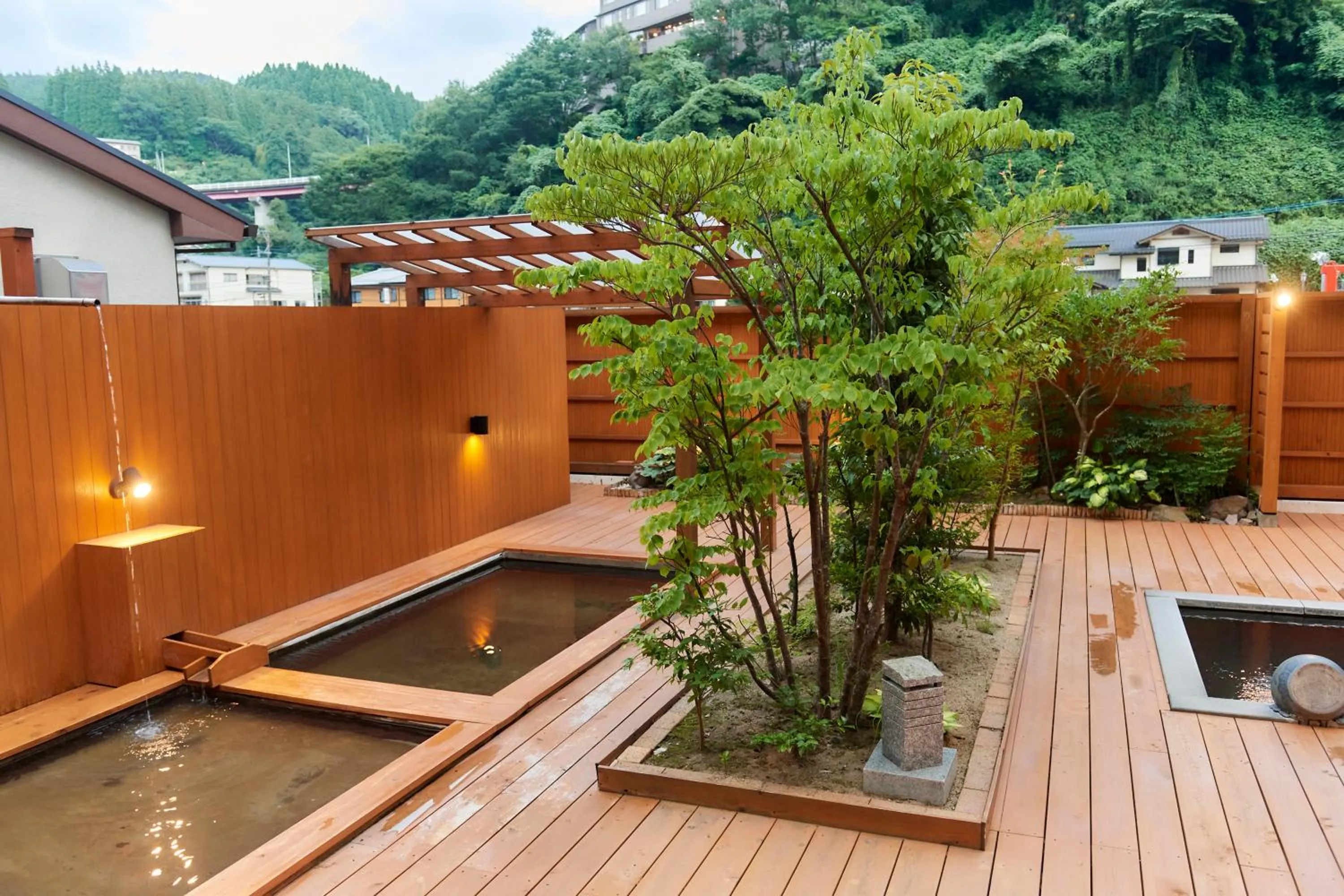 Hot Spring Bath in Seitenkaku