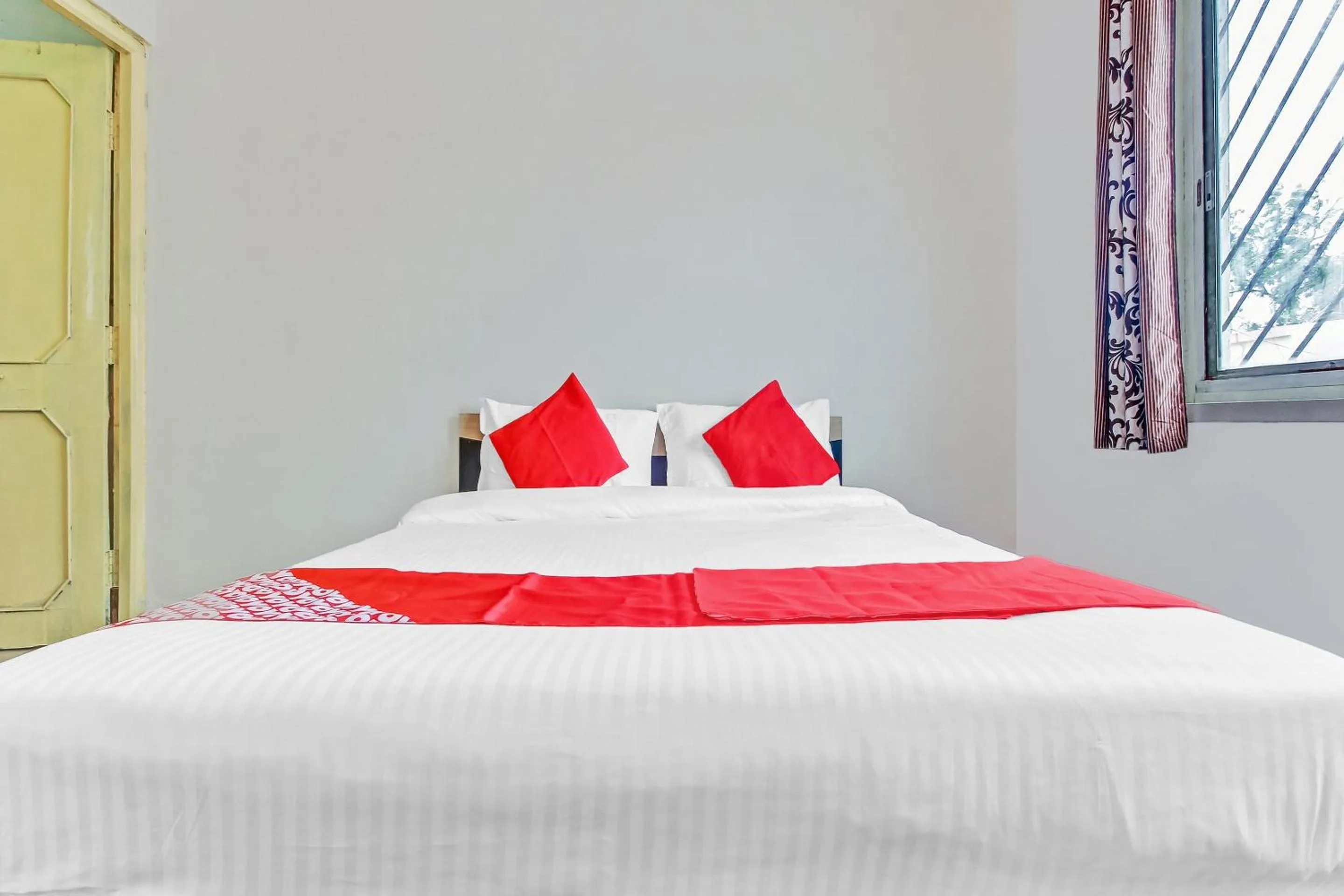 Bedroom, Bed in Super Hotel O Shree Balaji Lodging