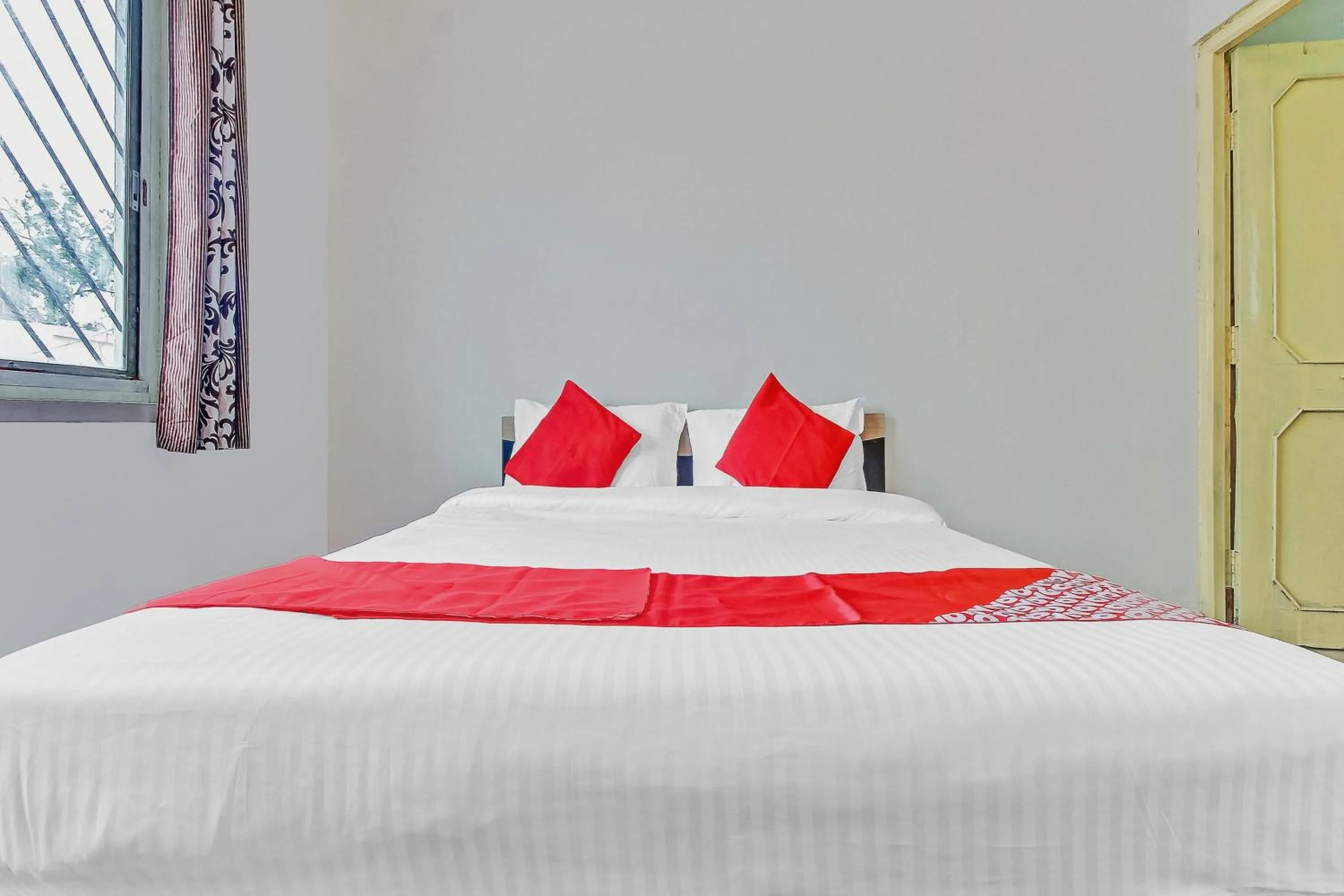 Bedroom, Bed in Super Hotel O Shree Balaji Lodging