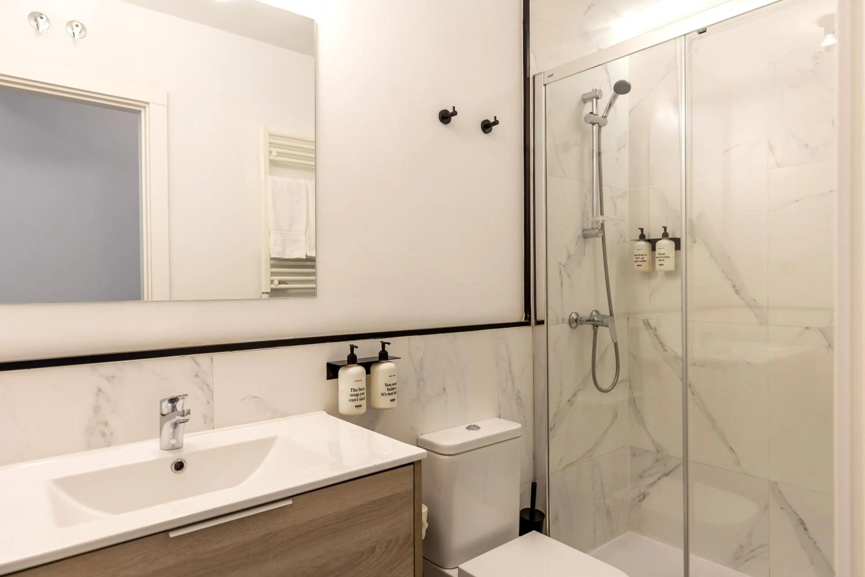 Bathroom in Colectia Stays Atocha